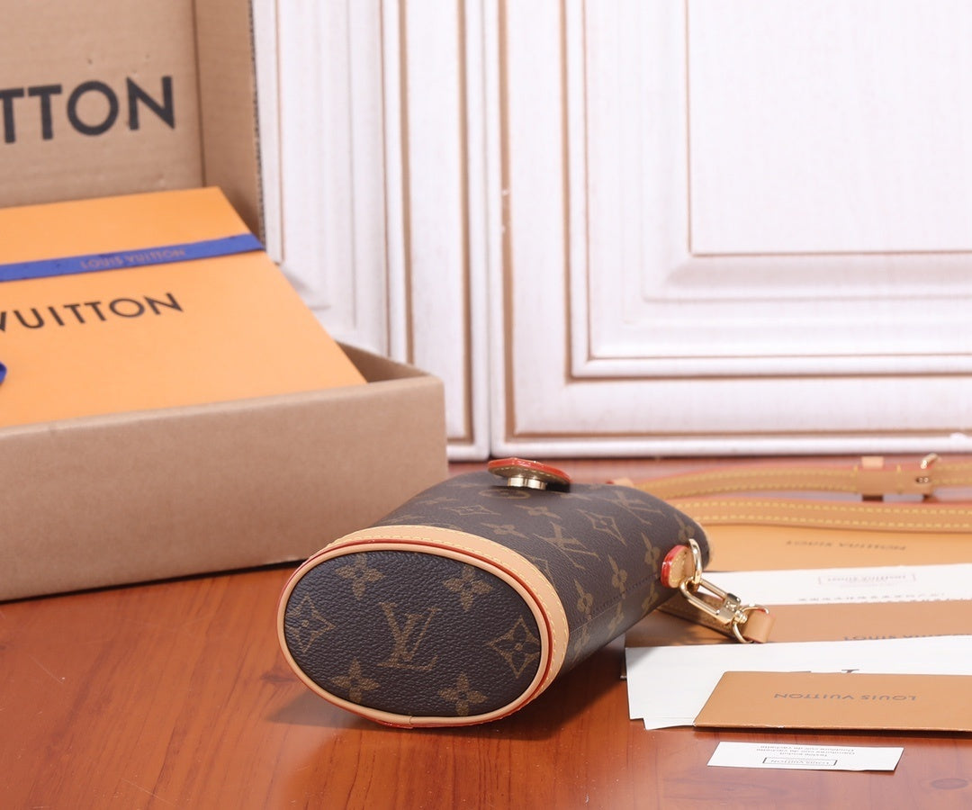 1:1 Replica LV French Fries Bag