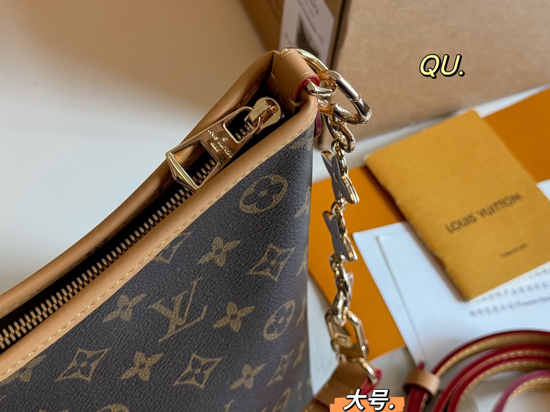 LV 25fw Monogram Hobo Bag