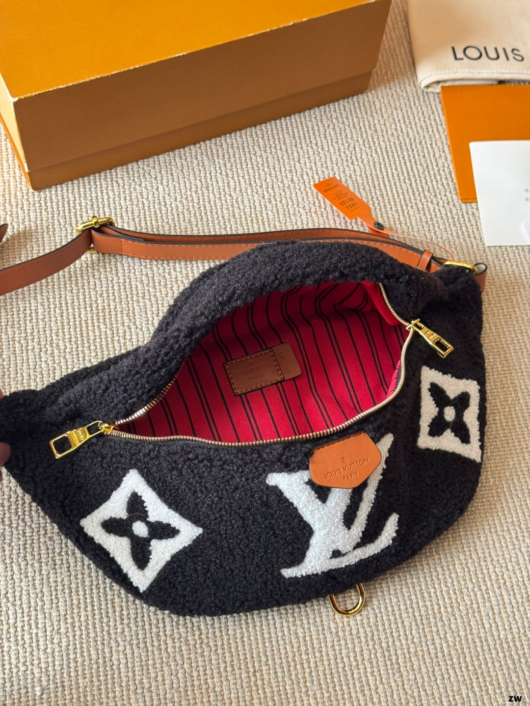 LV Teddy Series Waist Bag