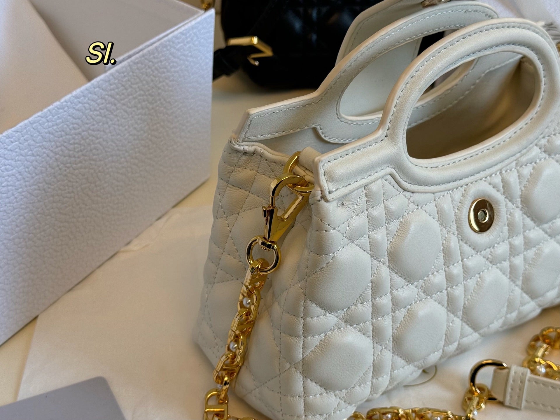 DIOR Jolie Hanlde Bag