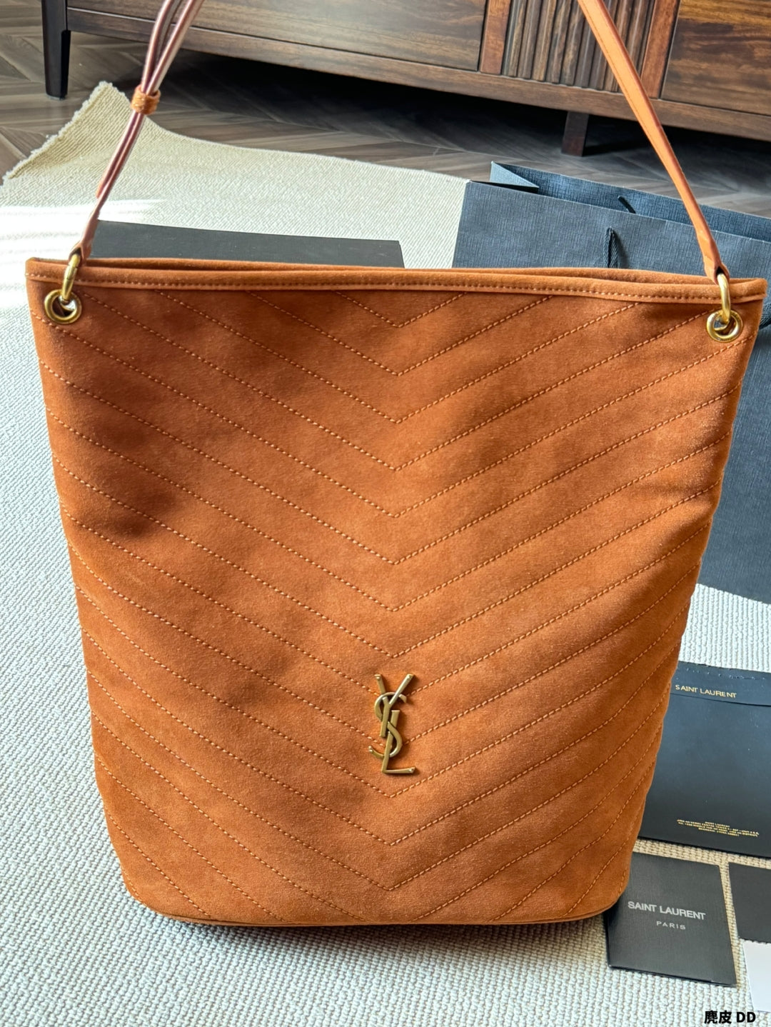 YSL SAINT LAURENT NIKI