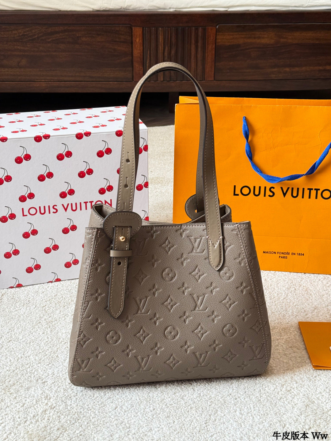 LV All In One Single-shoulder Bag