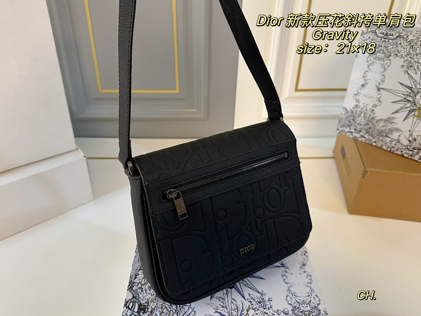 Dior Gravity Pressed flower crossbody bag