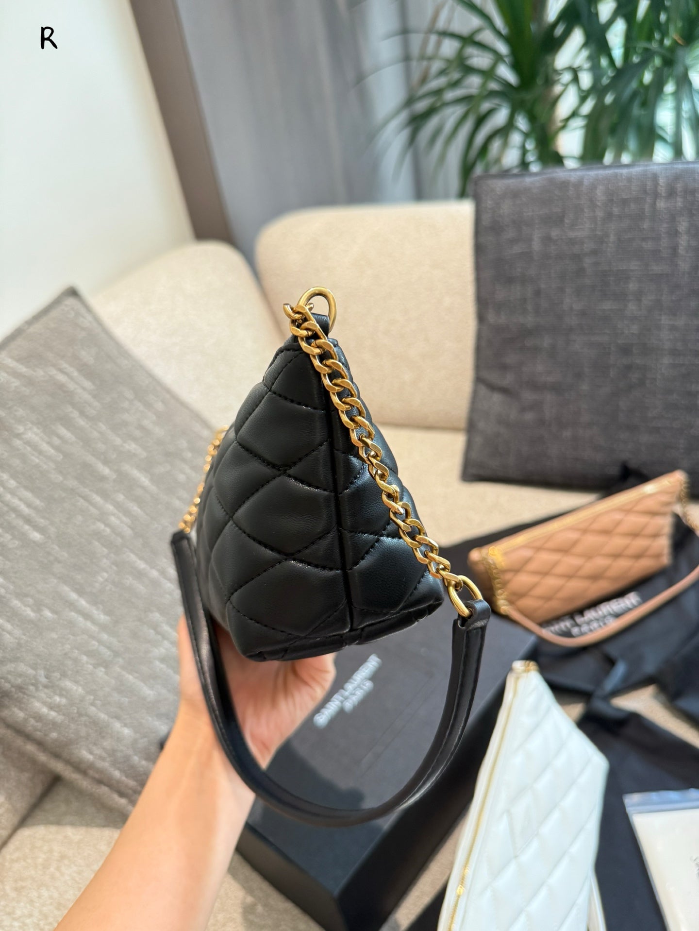 YSL OYSL ZIPPED Dumpling wrapper