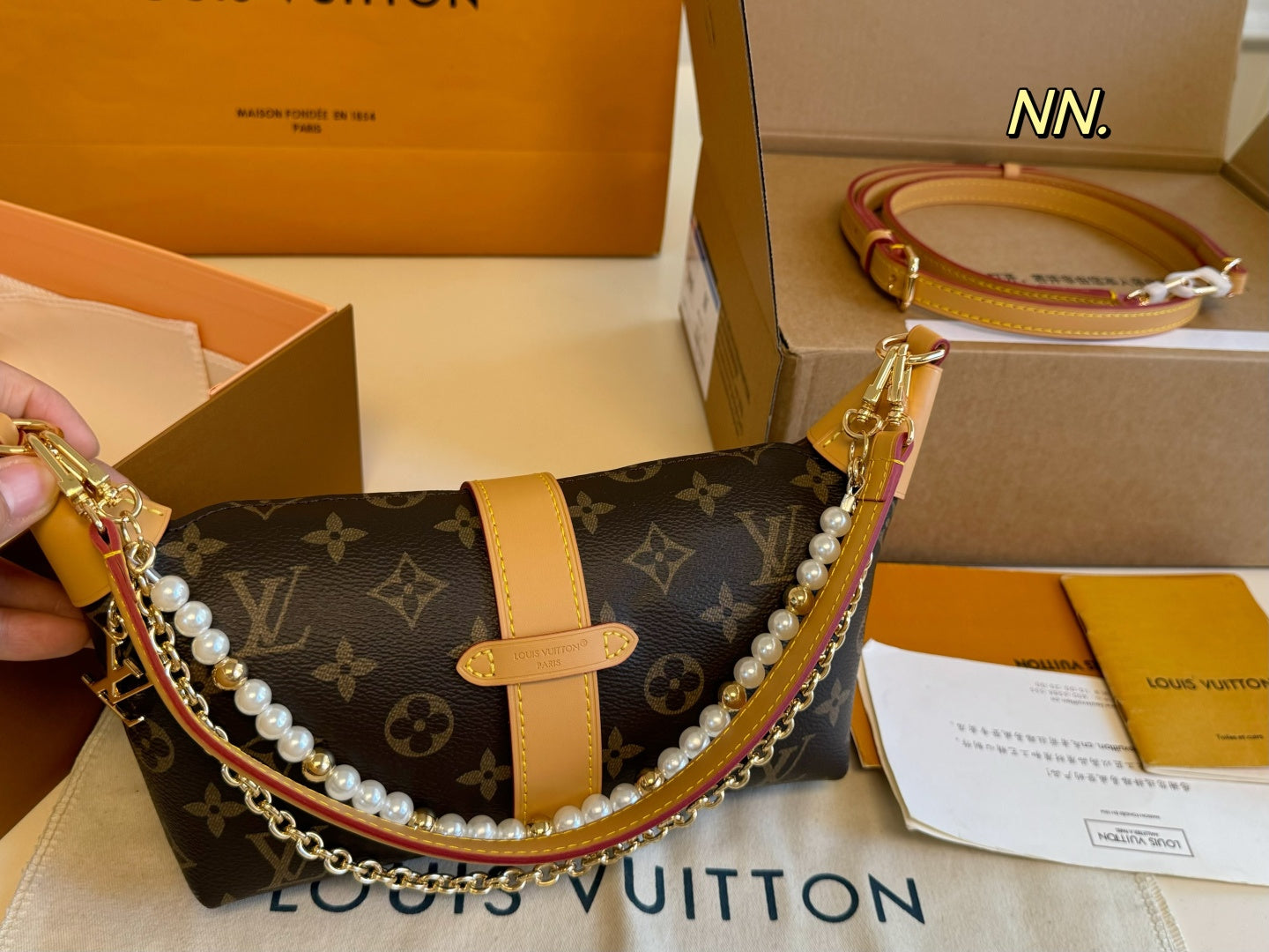 LV pochette mia underarm bag