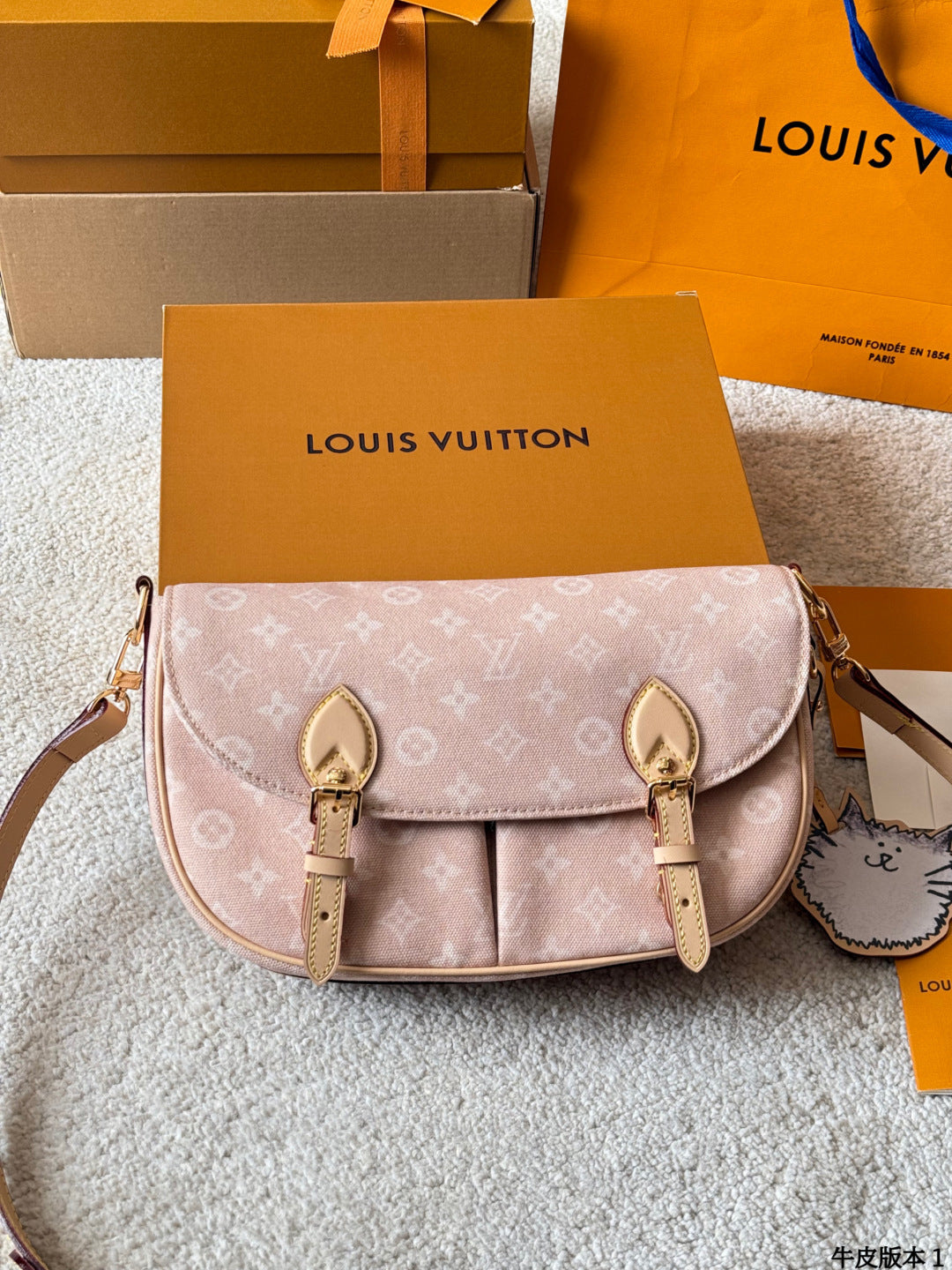LV ESCAPE Meowgram crossbody bag