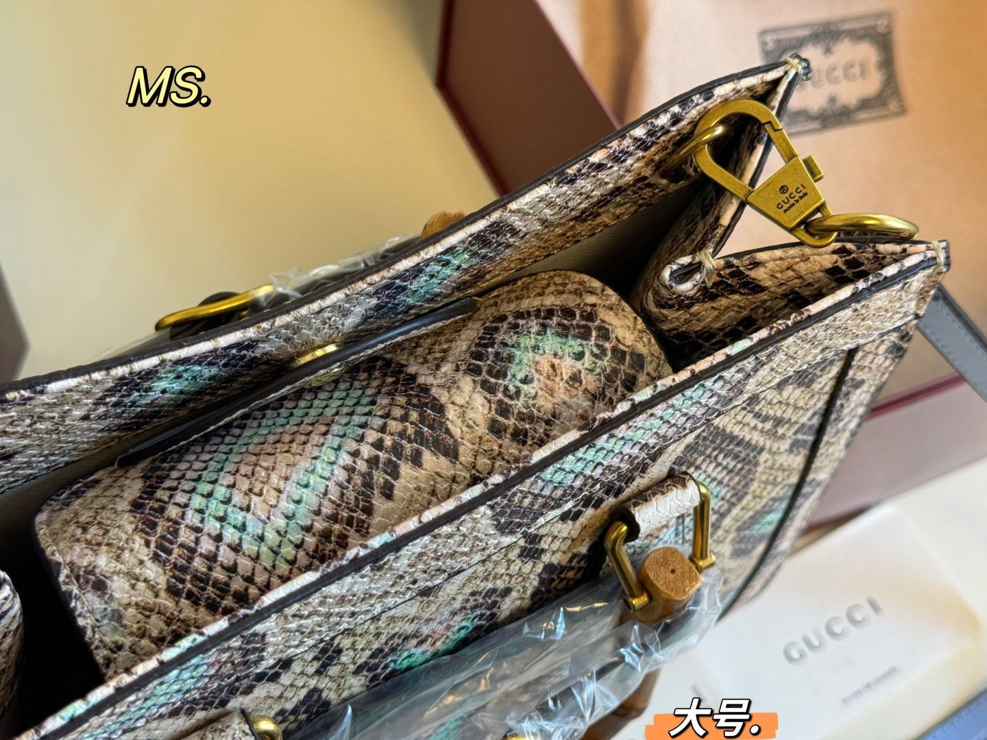 Gucci Diana Python print tote bag