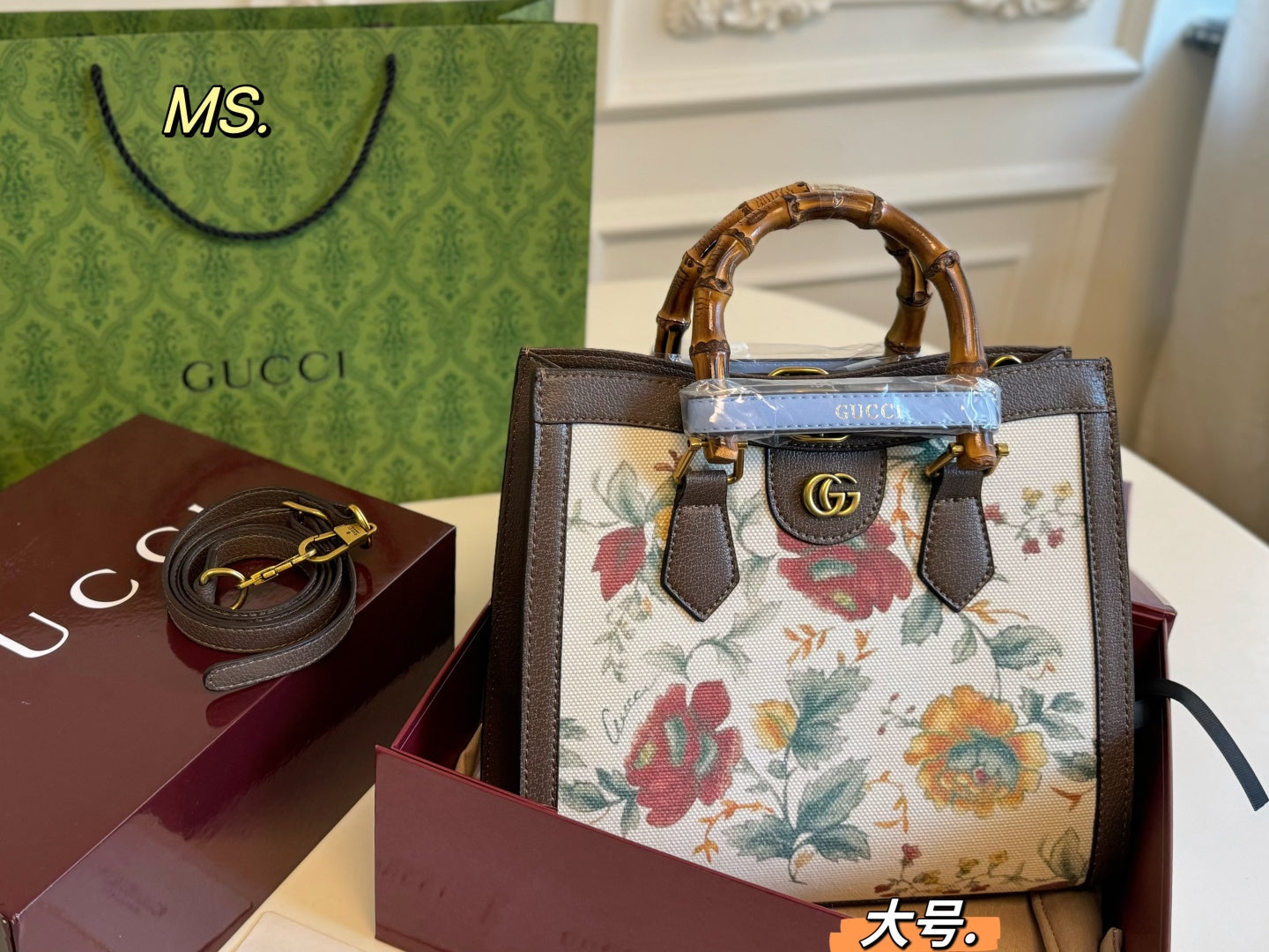 Gucci Diana Python print tote bag