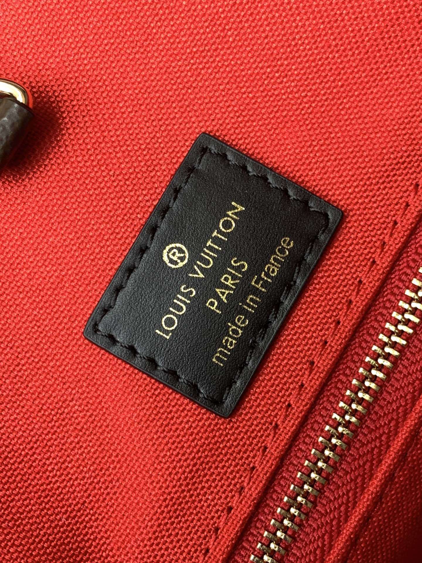 1:1 Replica LV handbag