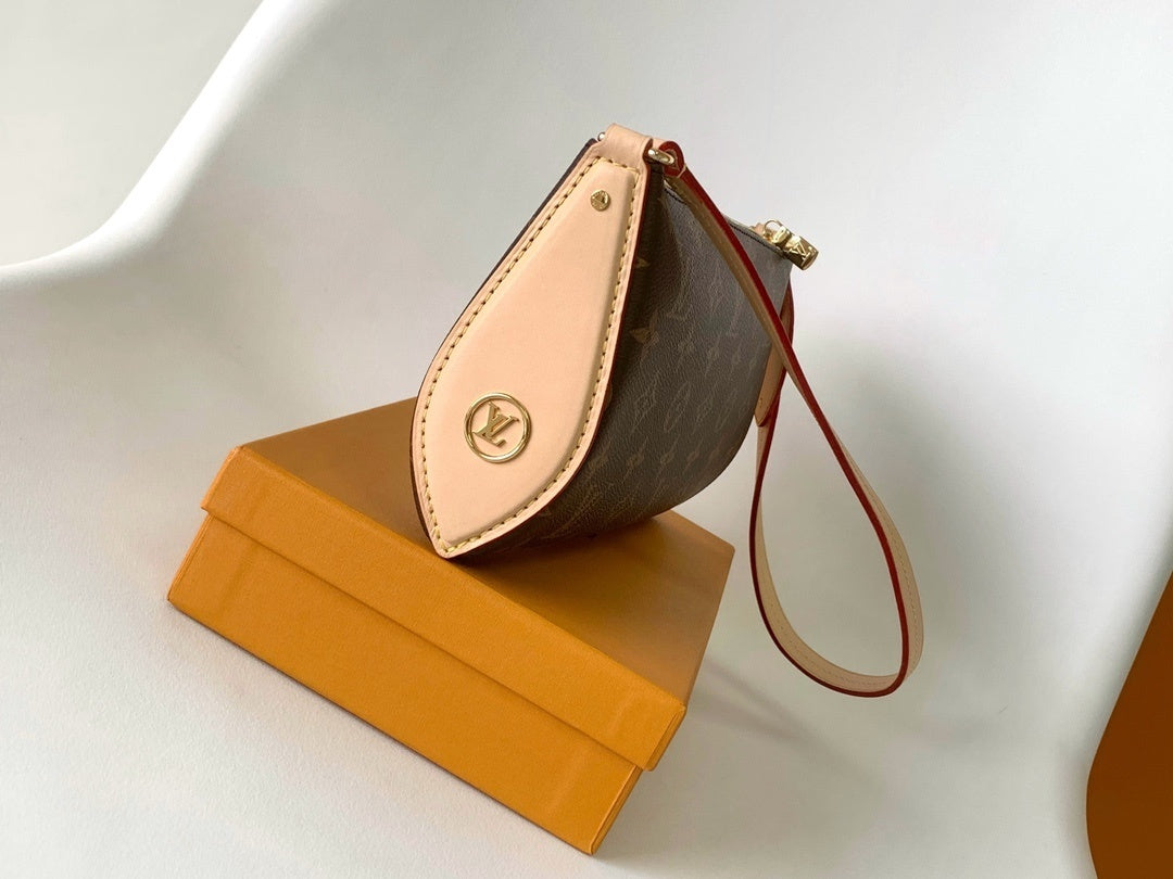 1:1 Replica LV shoulder bag