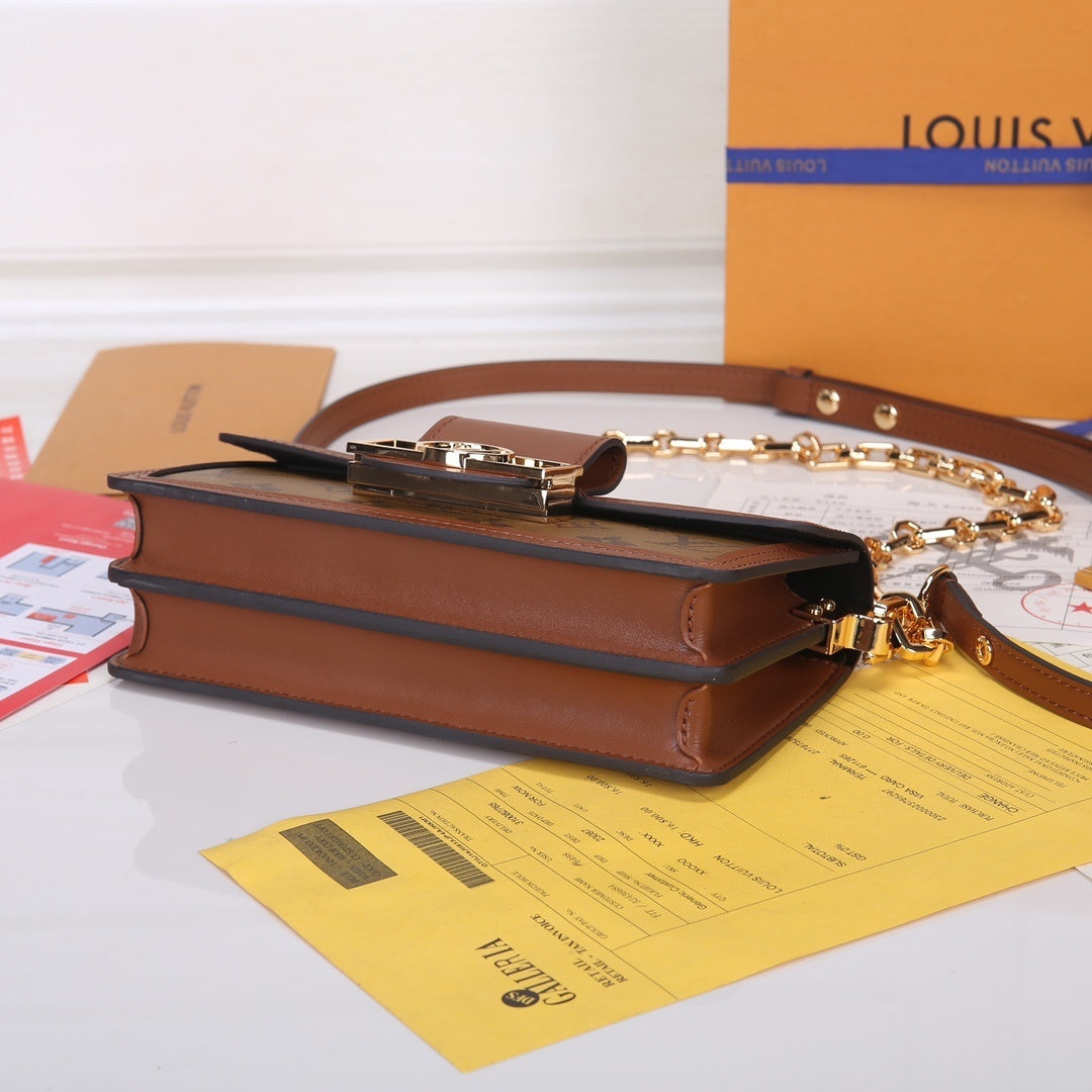 1:1 Replica LV crossbody bag