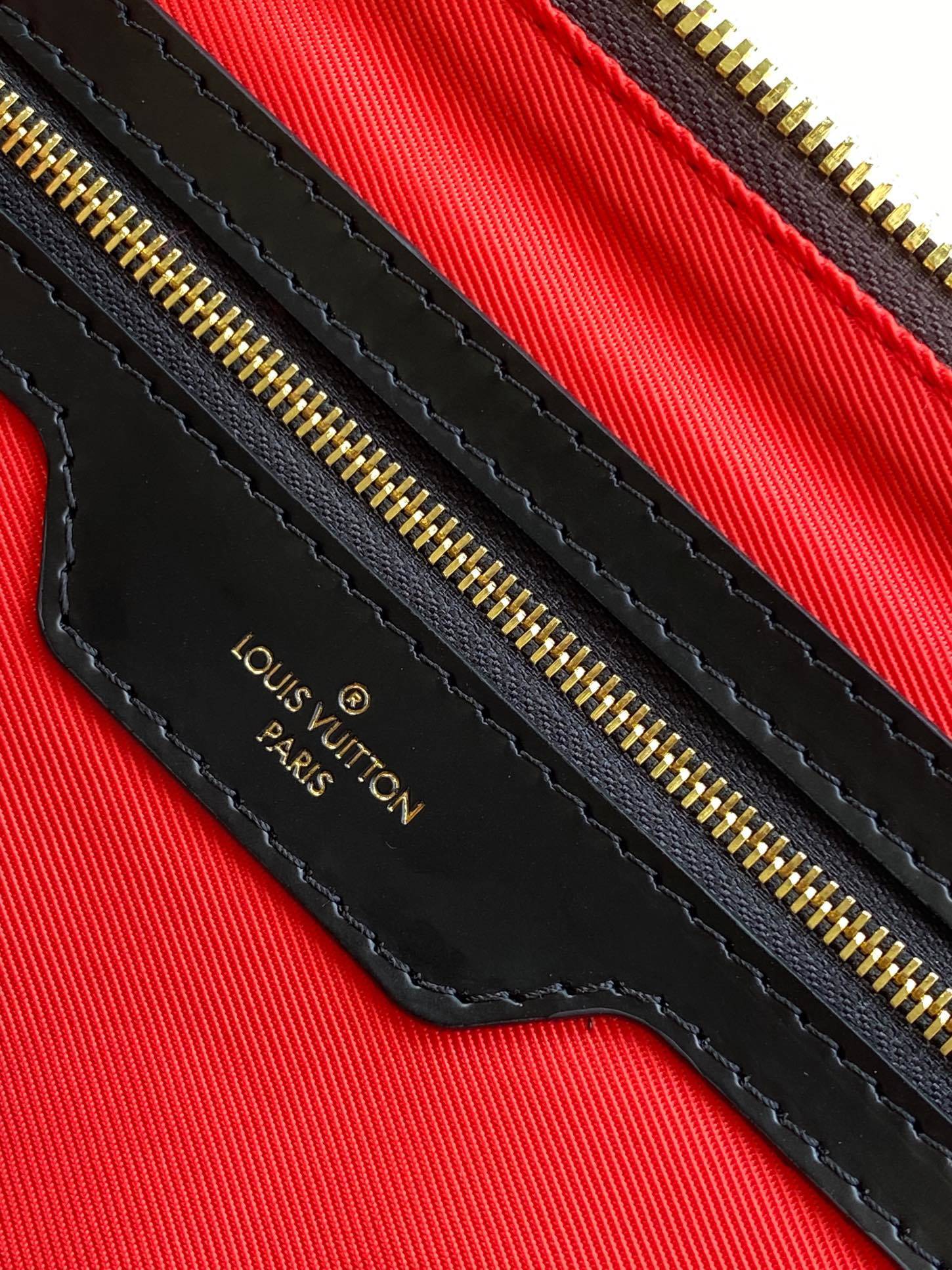 1:1 Replica LV handbag