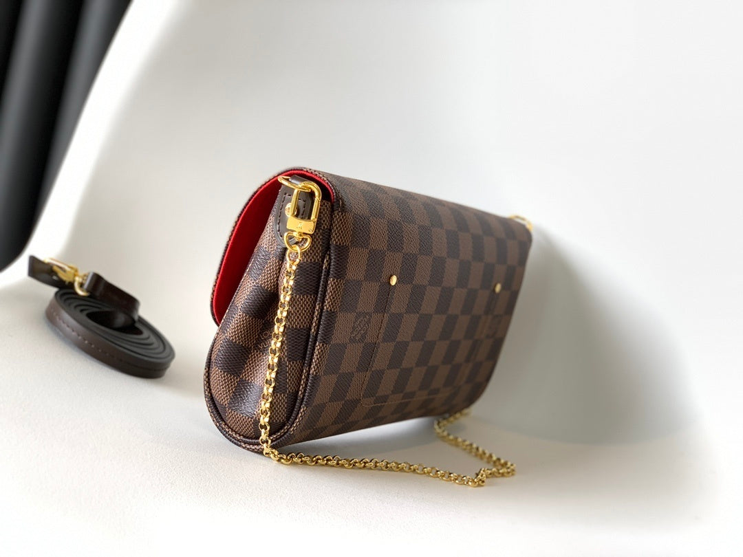 1:1 Replica LV crossbody bag