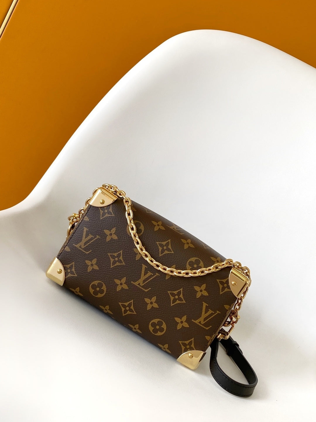 1:1 Replica LV crossbody bag