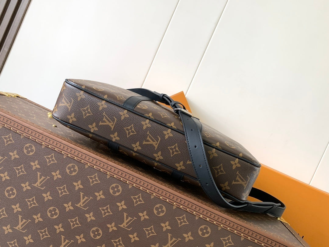 1:1 Replica LV handbag