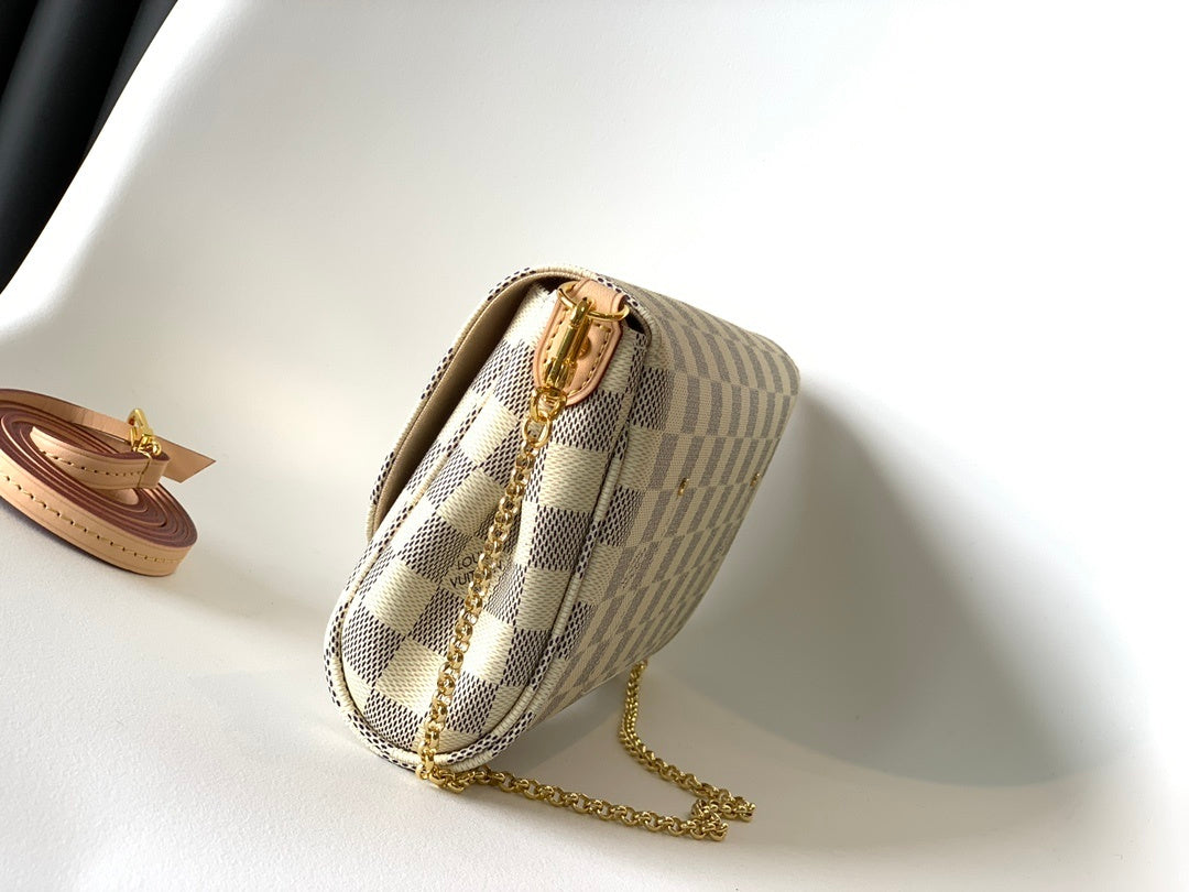 1:1 Replica LV crossbody bag