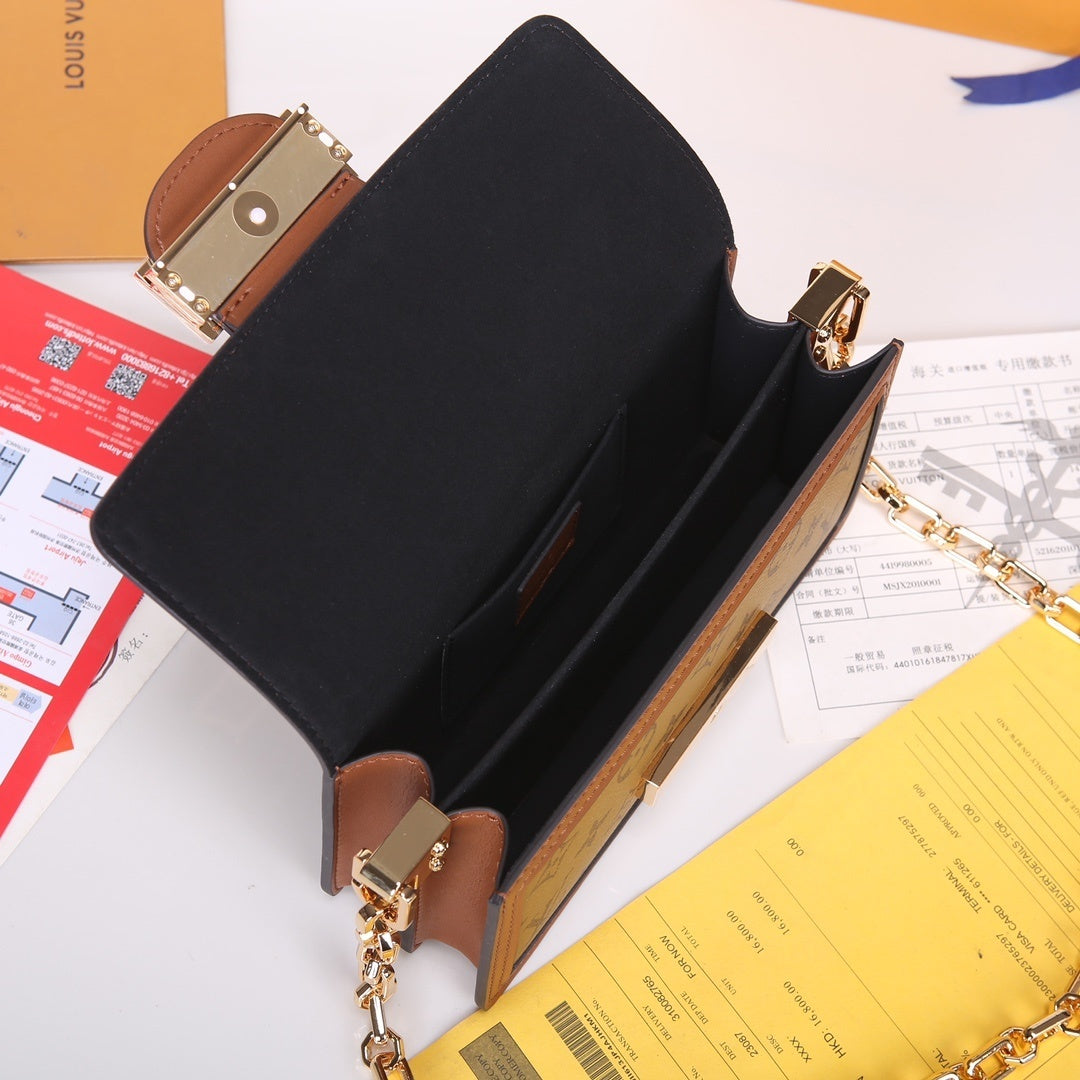 1:1 Replica LV crossbody bag