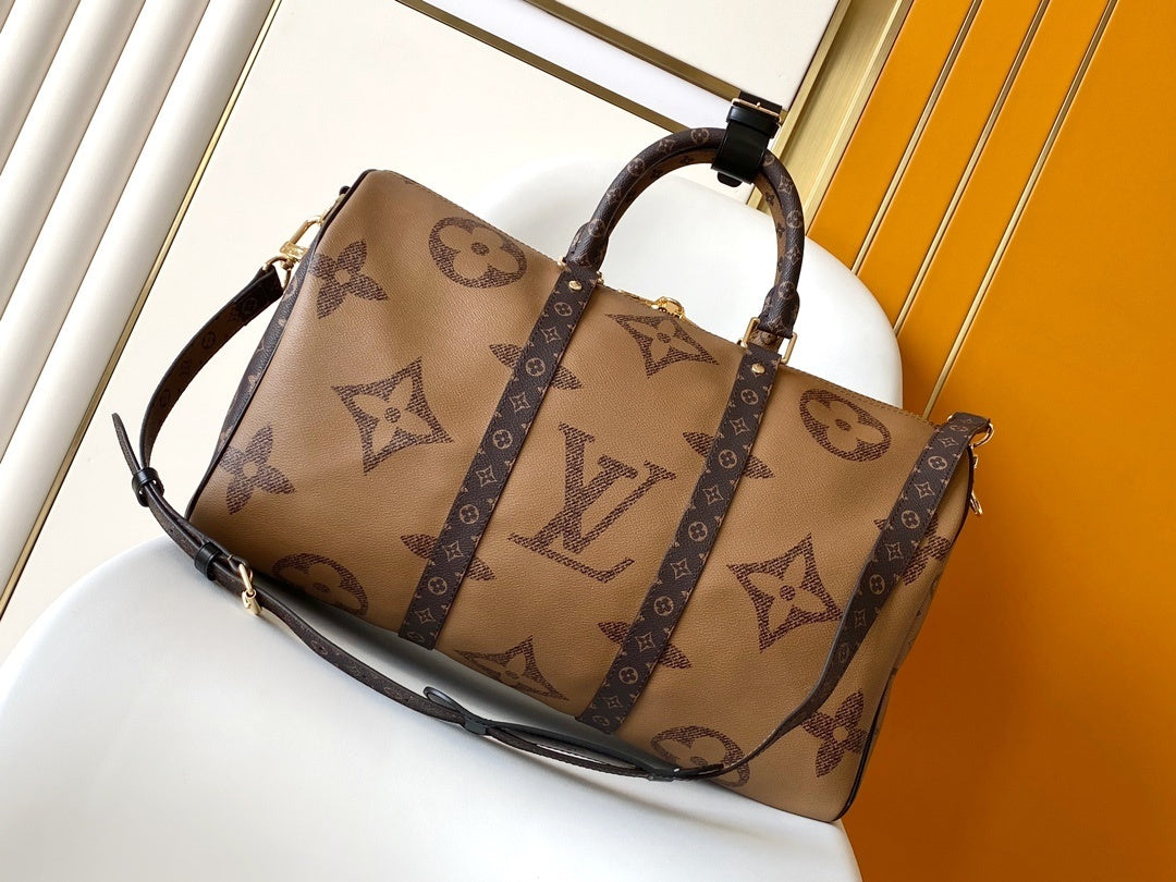 1:1 Replica LV travel bag