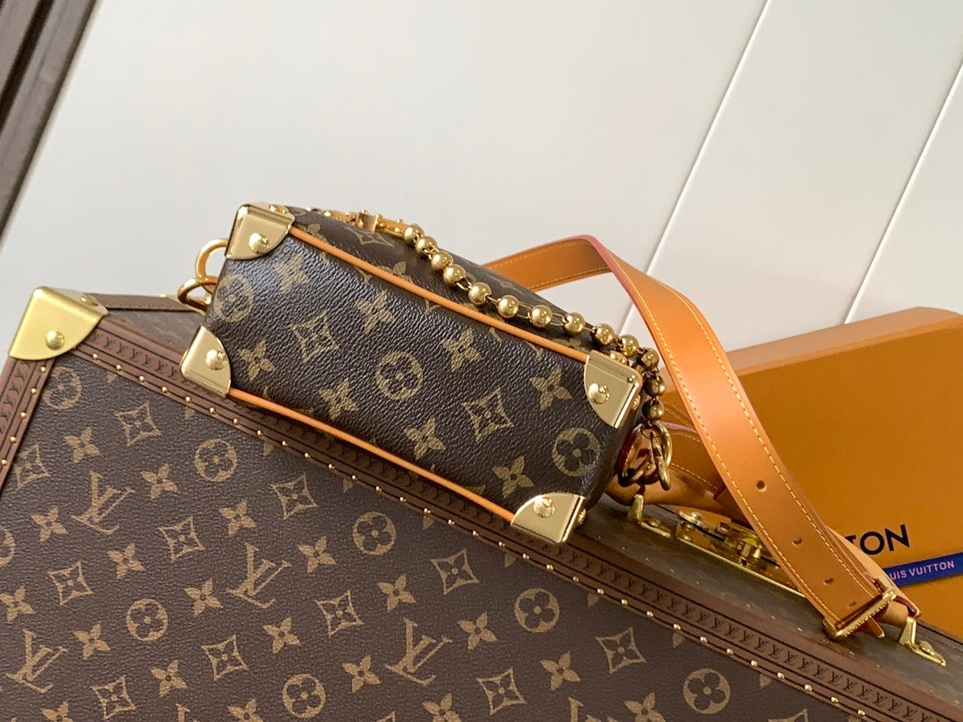1:1 Replica LV crossbody bag