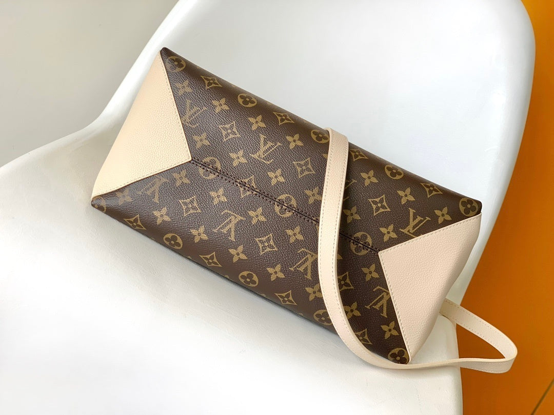 1:1 Replica LV crossbody bag