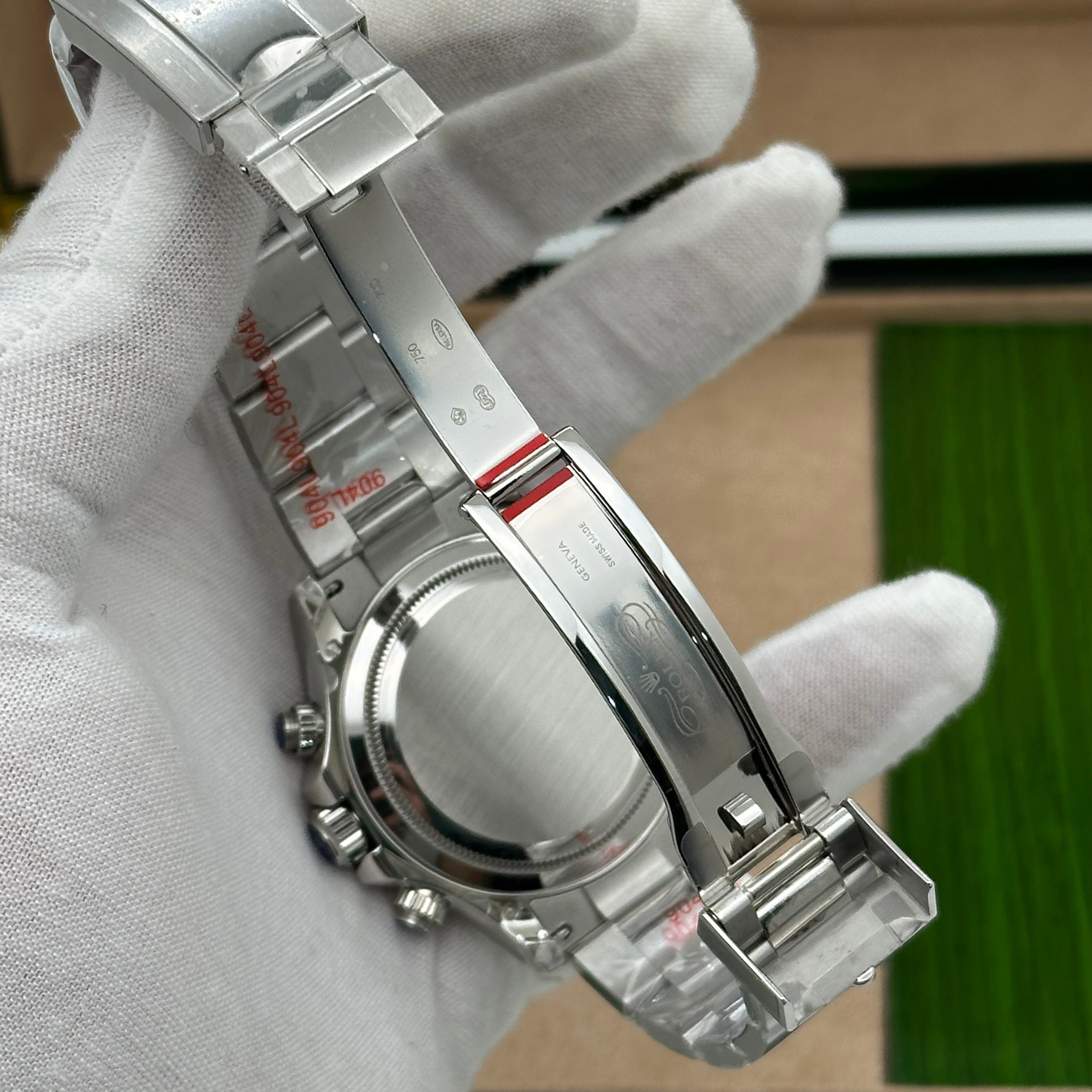 Rolex Cosmograph Daytona Platinum Ice Blue Dial – Closed Caseback