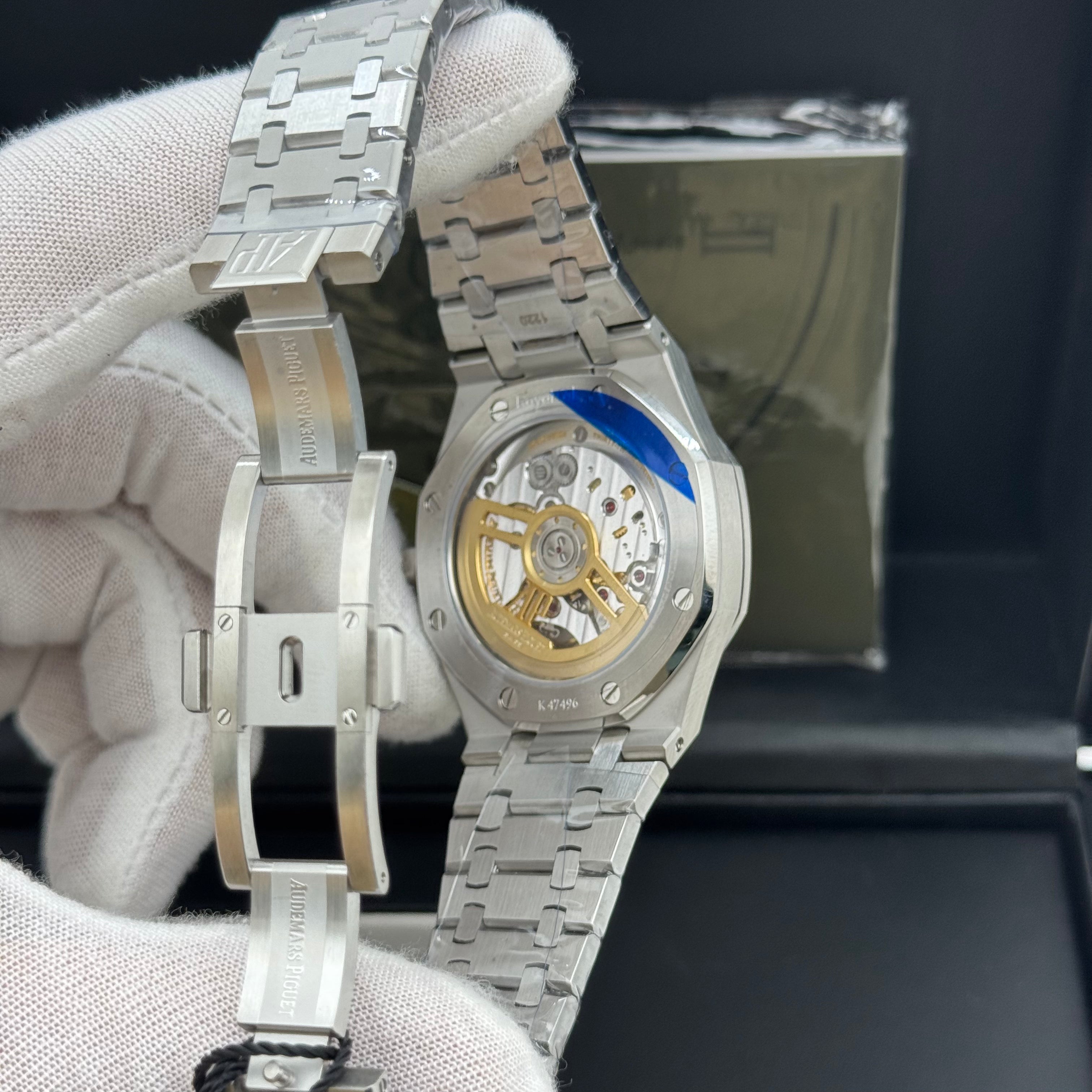 Audemars Piguet Royal Oak Blue Dial Stainless steel watch 41MM