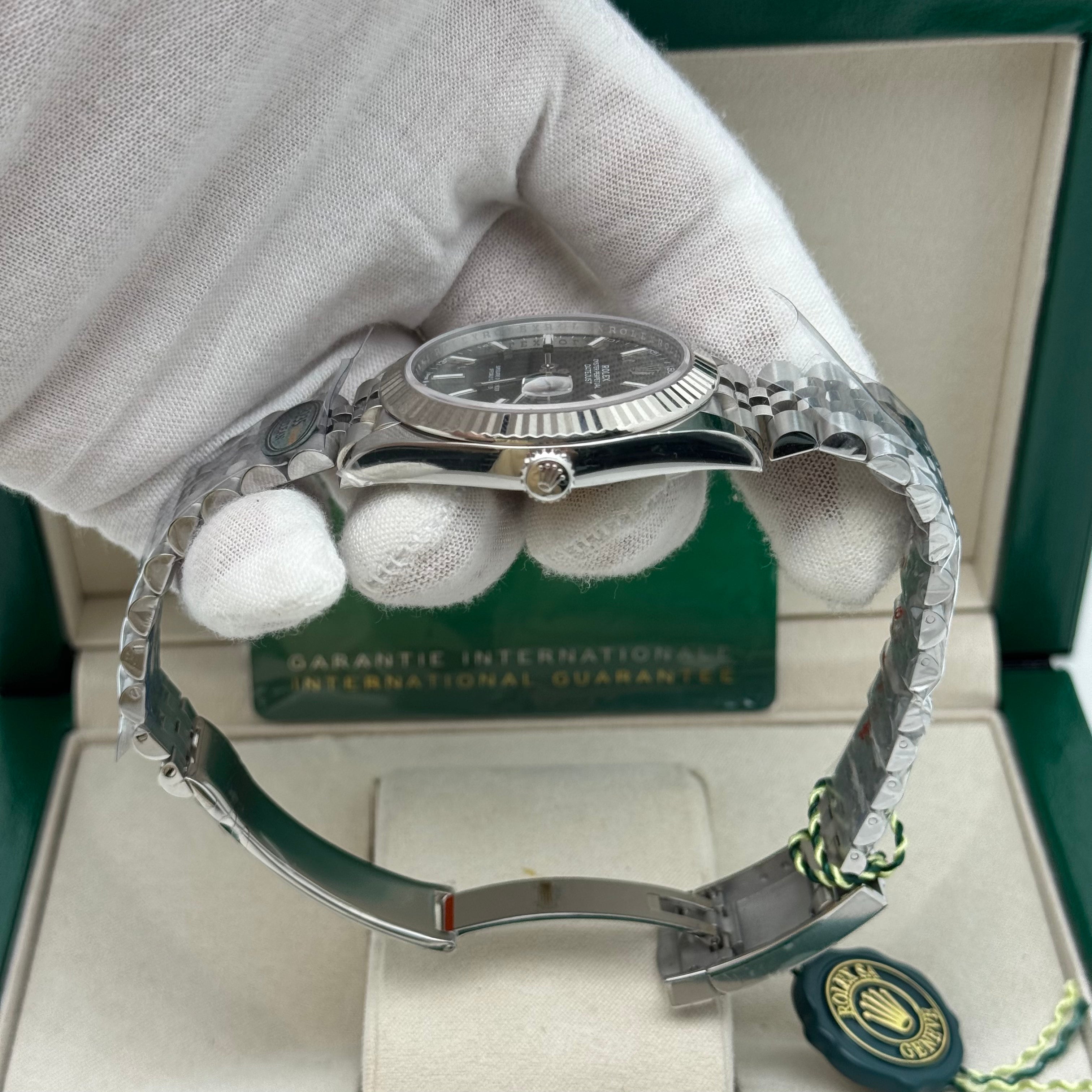 Rolex Datejust 41mm fluted Mint Green Dial jubilee Bracelet