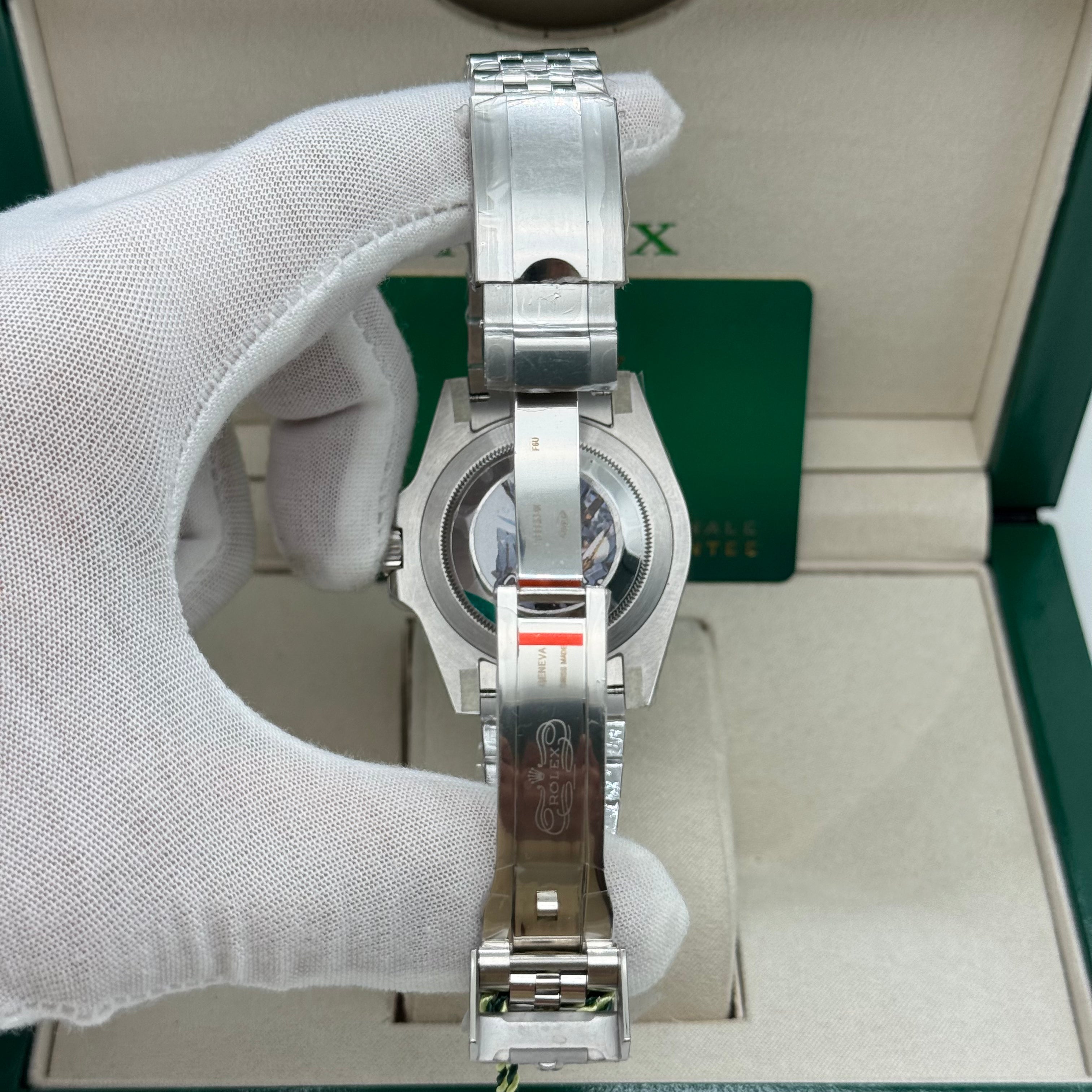 Rolex GMT-Master || Pepsi Black Dial Blue Red Ceramic Bezel 40MM