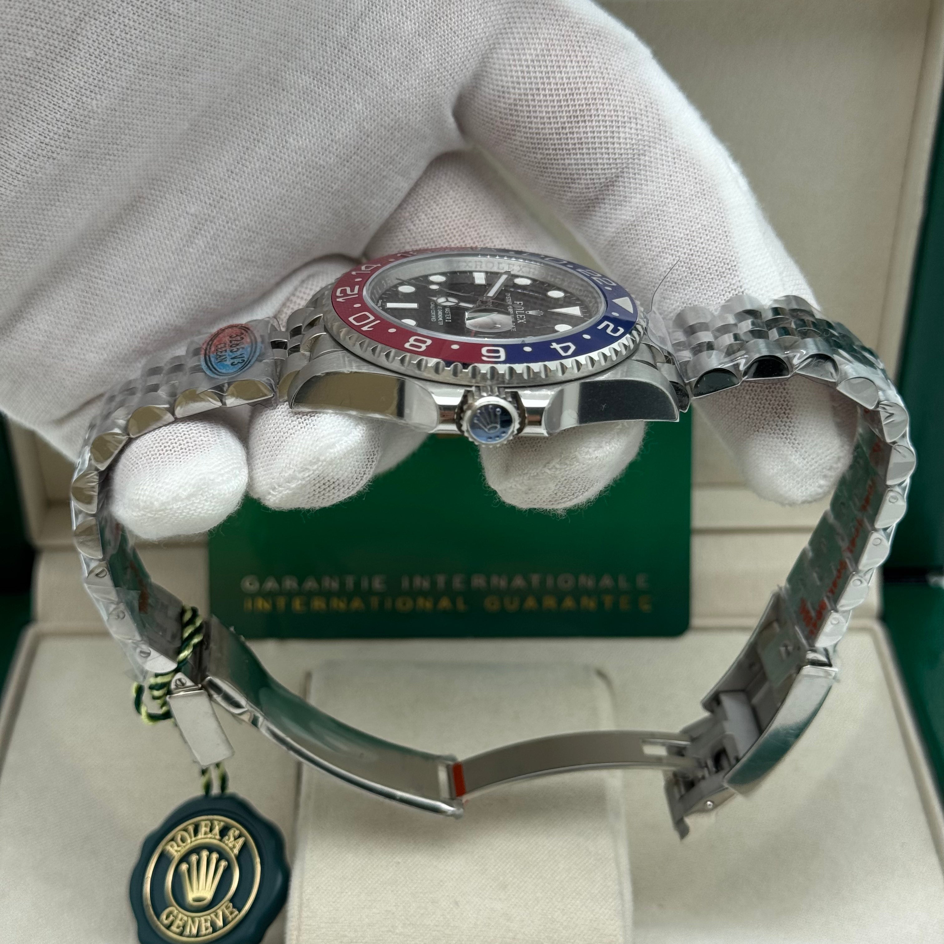 Rolex GMT-Master || Pepsi Black Dial Blue Red Ceramic Bezel 40MM