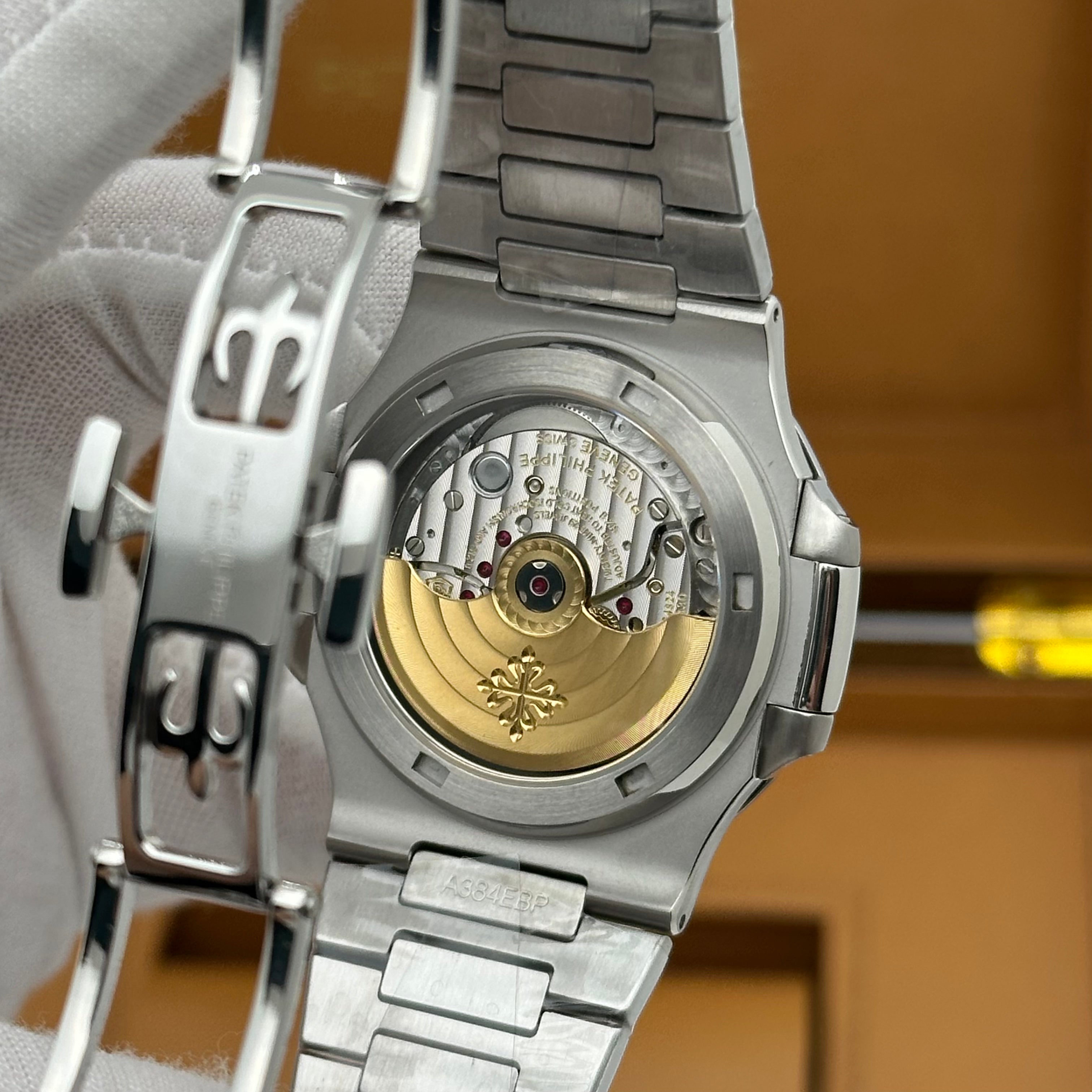 Patek Phillippe Nautilus Full Set 5711/1A-011 40MM White Dial