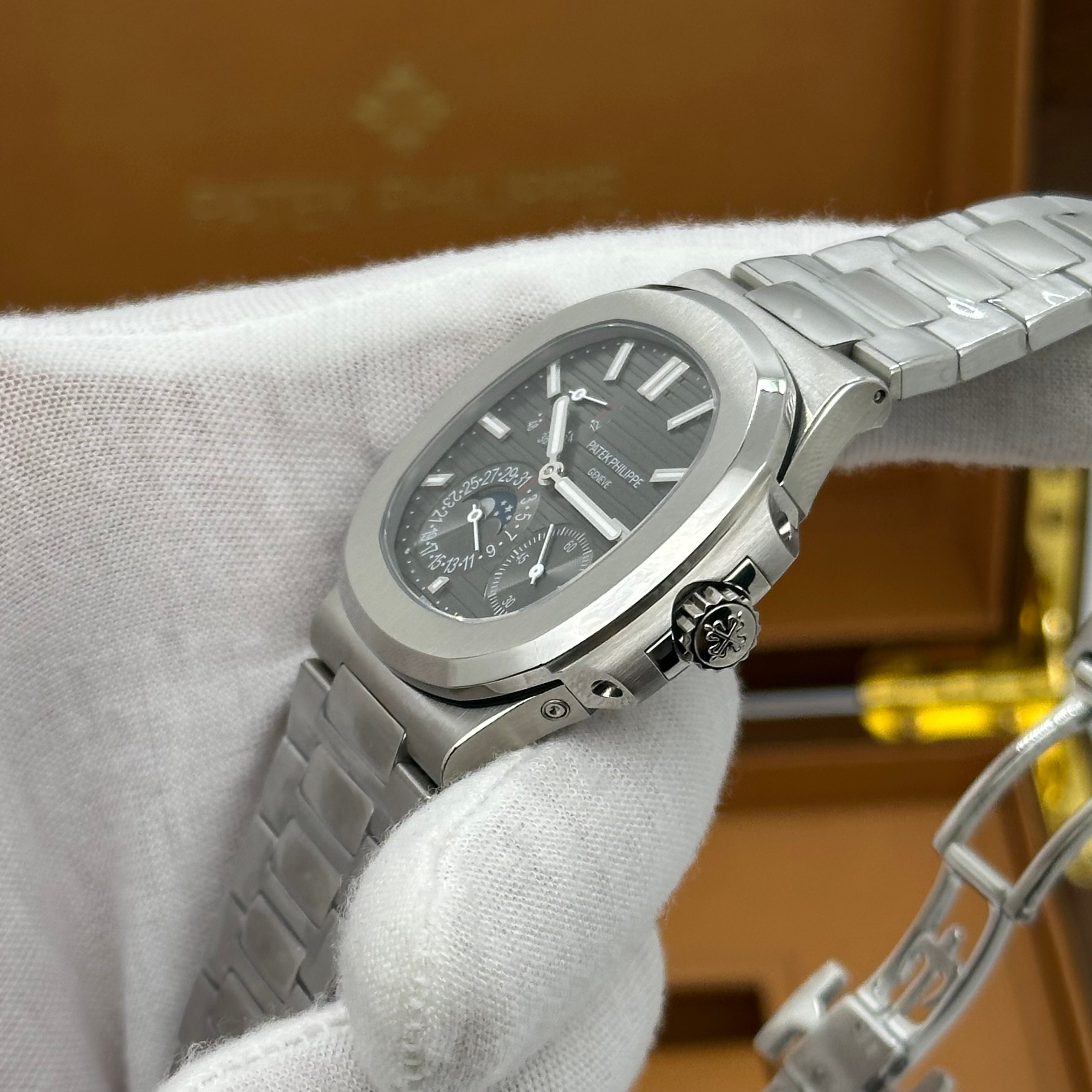 Patek Phillippe Nautilus 5712 40MM Brown Dial