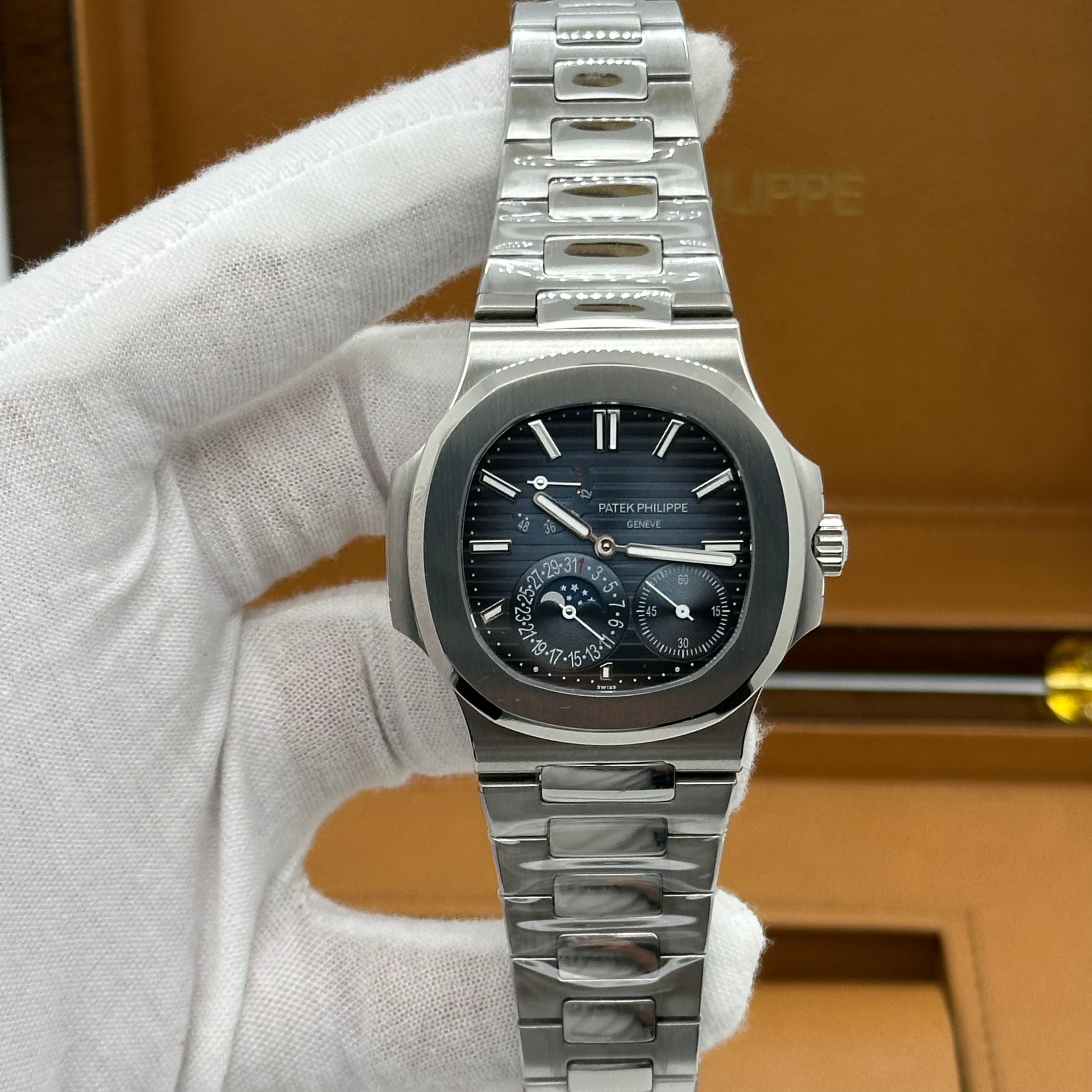 Patek Phillippe Nautilus 5712 40MM Blue Dial