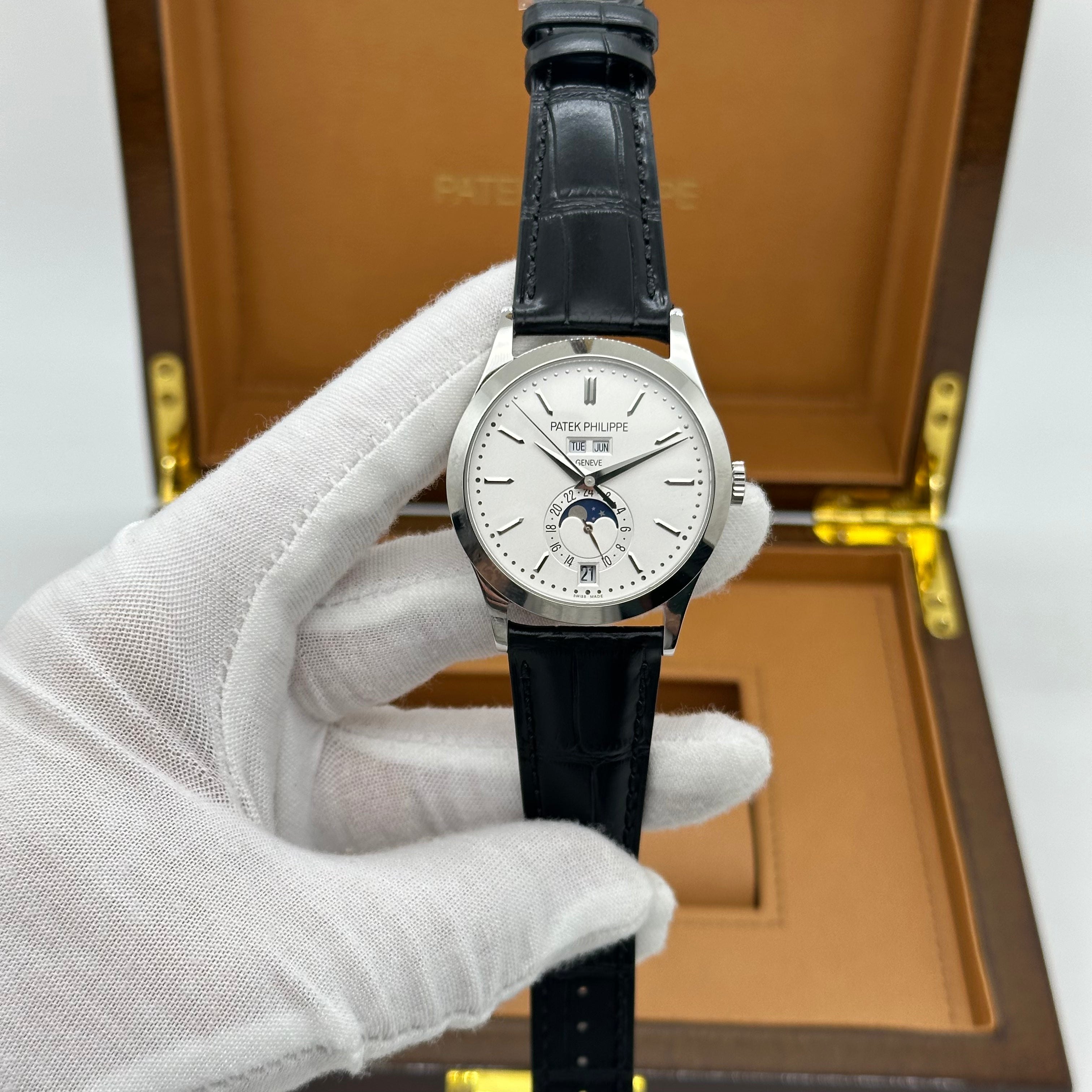 Patek Phillippe Annual Calendar White Gold 5396G