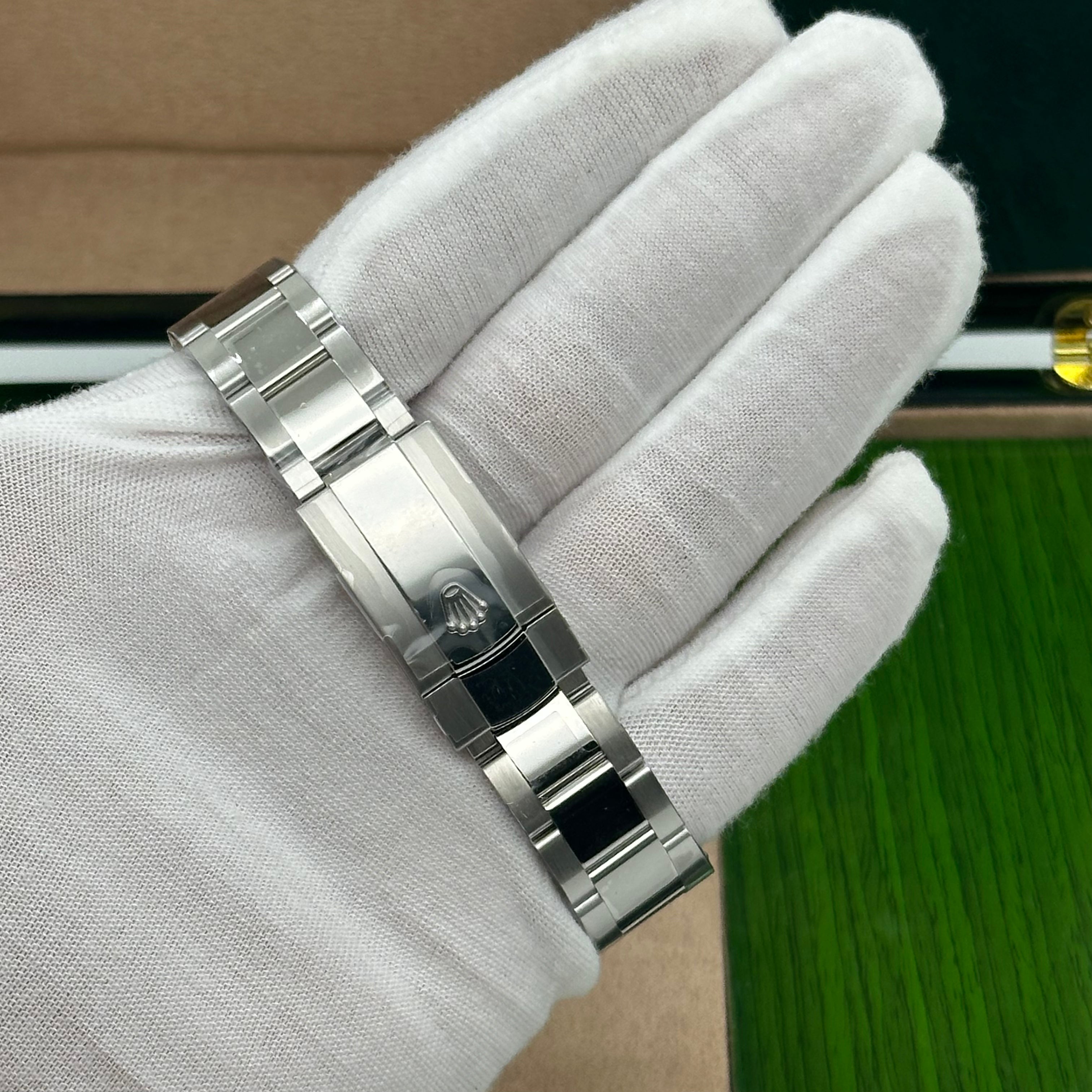 Rolex Datejust 41mm Black Dial Fluted Bezel – Swiss Super Clone 1:1