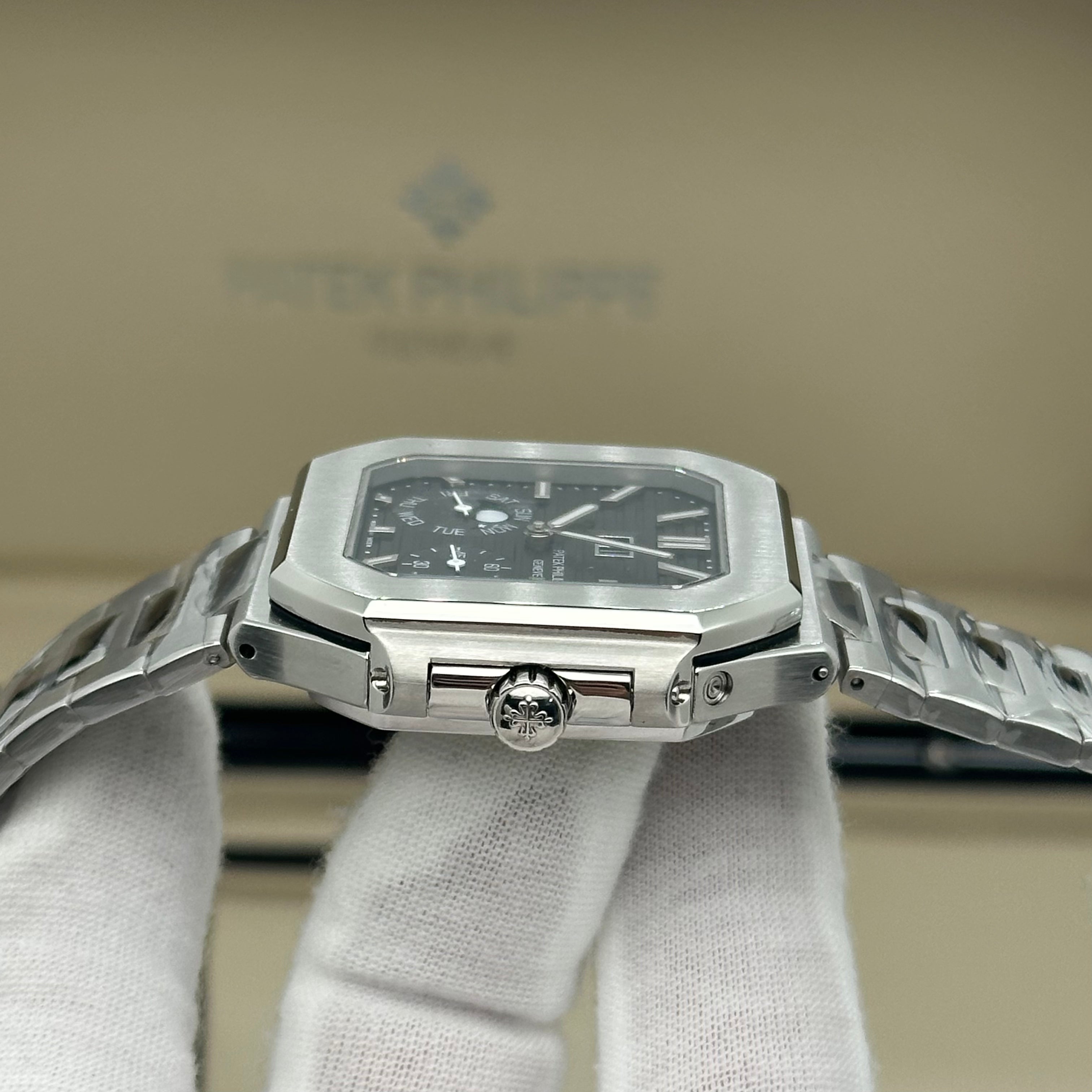 Patek Philippe Nautilus TV Screen Annual Calendar – Stainless Steel – Swiss Super Clone 1:1