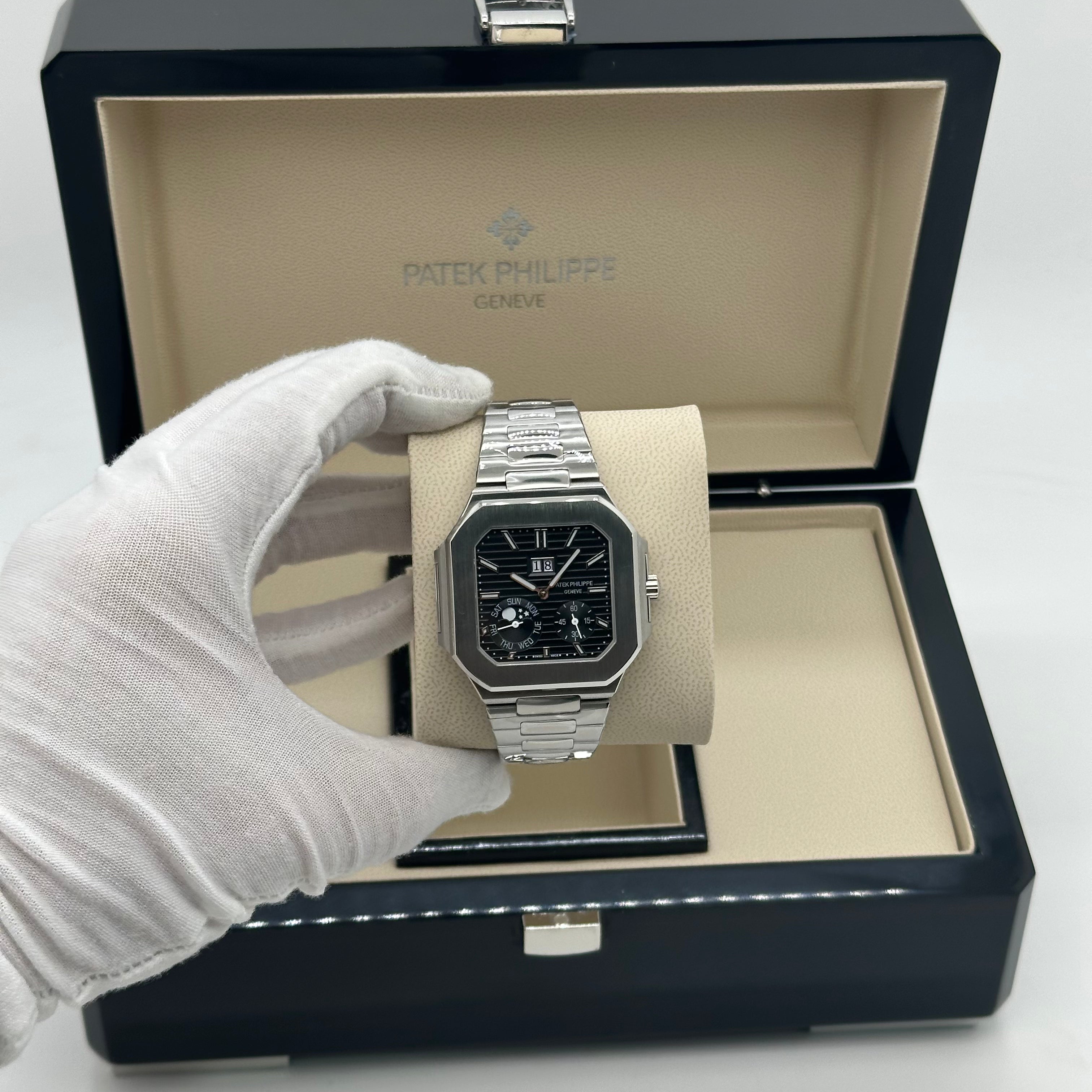 Patek Philippe Nautilus TV Screen Annual Calendar – Stainless Steel – Swiss Super Clone 1:1