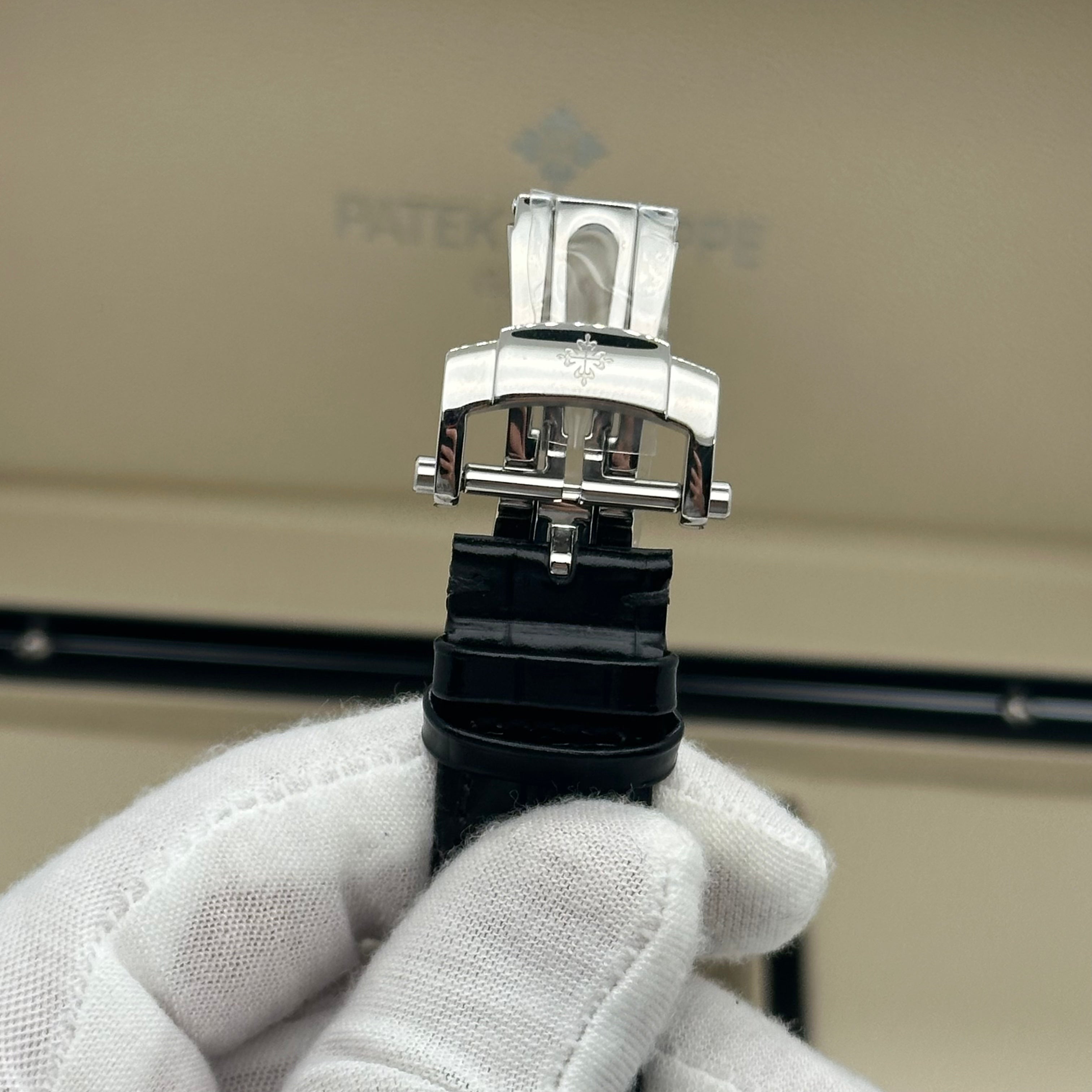 Audemars Piguet Royal Oak Perpetual Calendar – Black Ceramic – 41mm – Swiss Super Clone