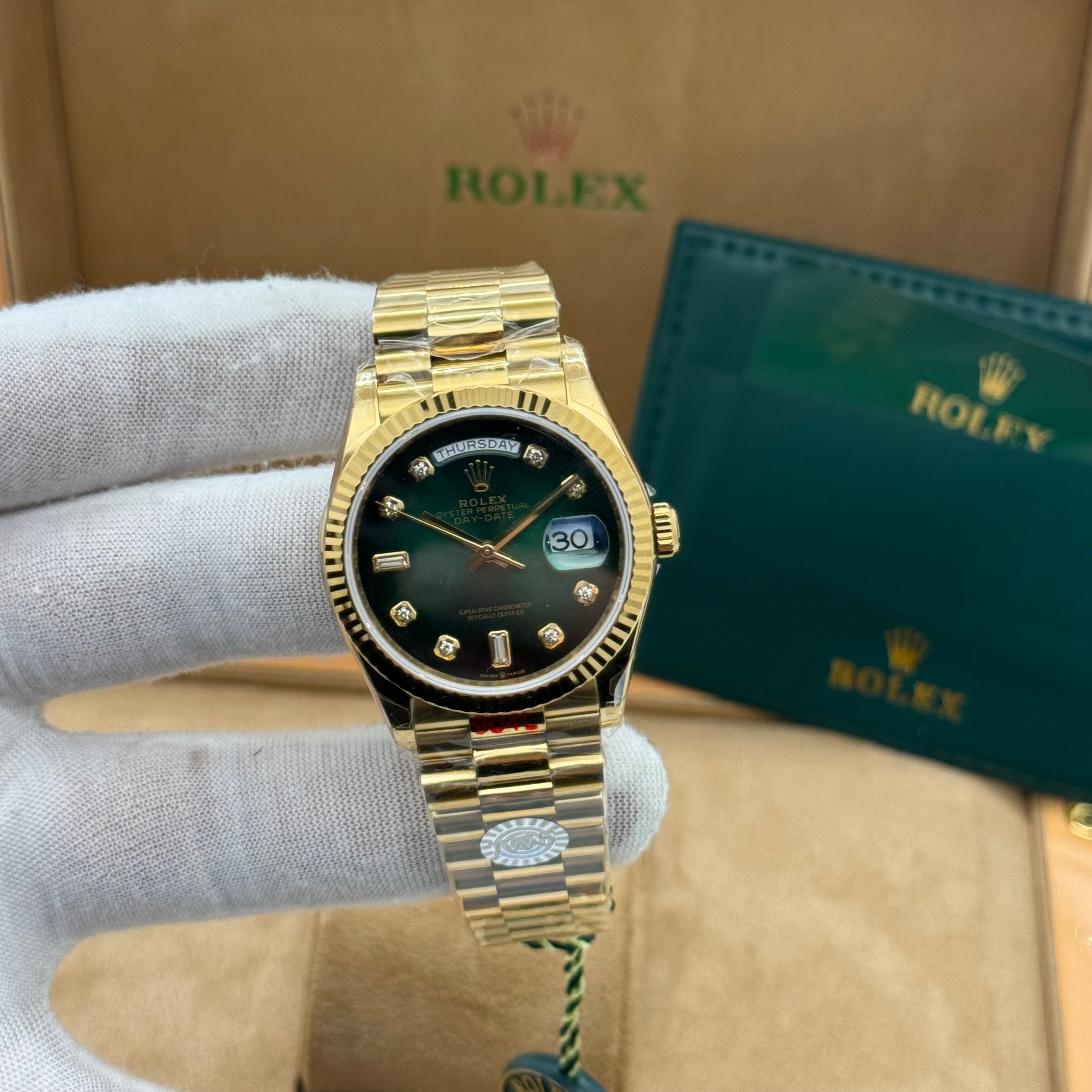 Rolex Day-Date Gold 36MM Watch – Emerald Green Dial – Diamond Markers
