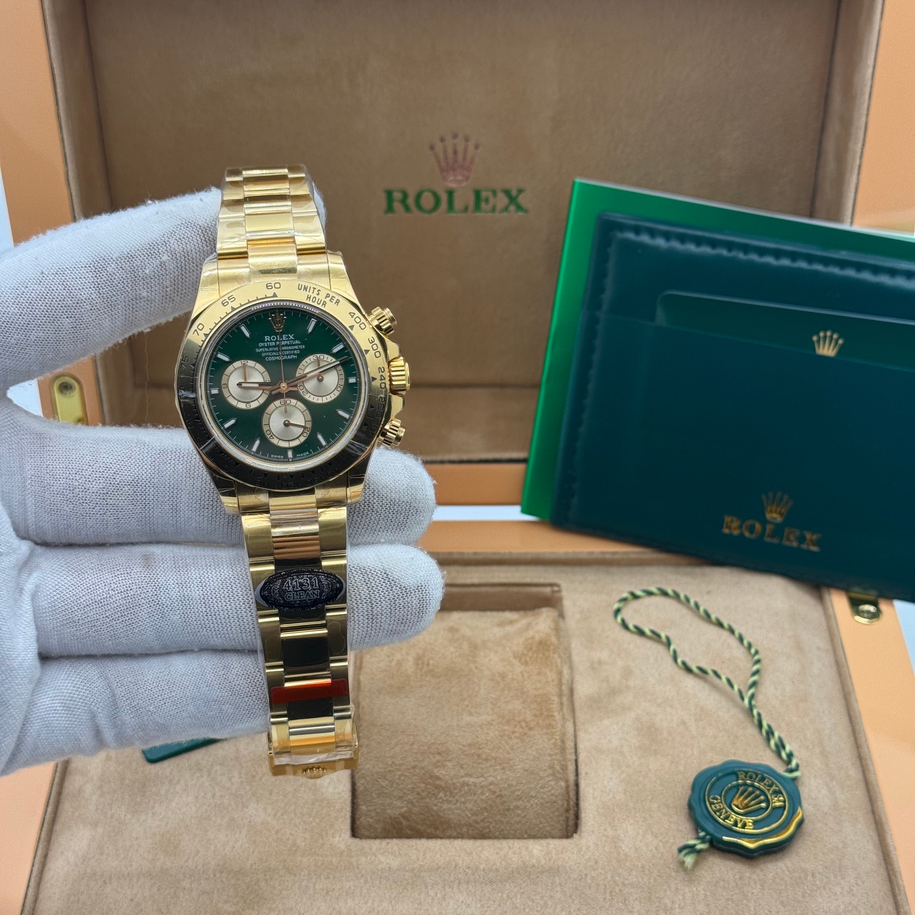 Rolex Daytouna Gold Chronograph Watch – Green Dial – Swiss Super Clone 2025 Version J23251