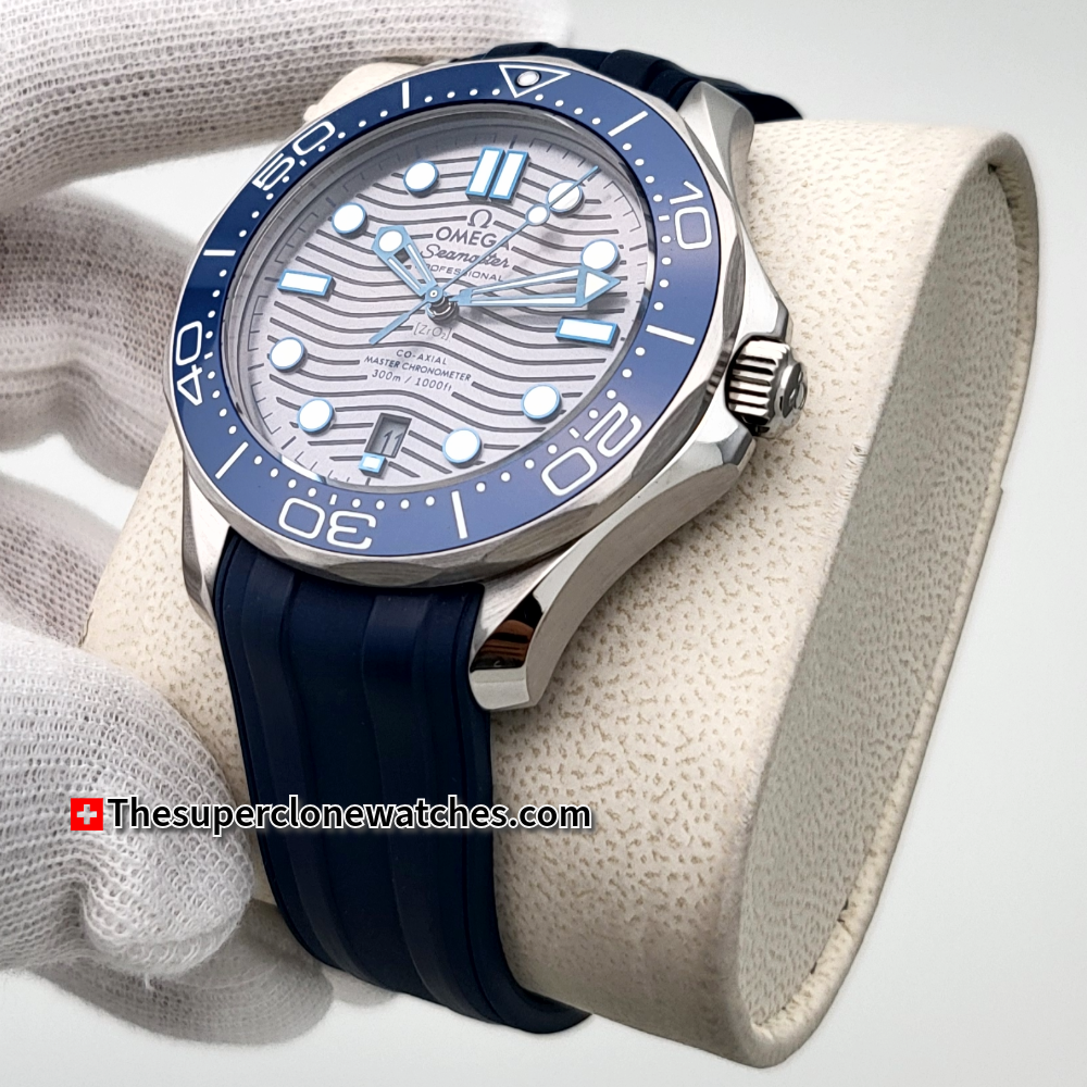 Omega Seamaster Diver 300M Steel On Rubber Strap Grey Dial Exact 1:1 Super Clone 8800 Swiss Movement Replica Watch