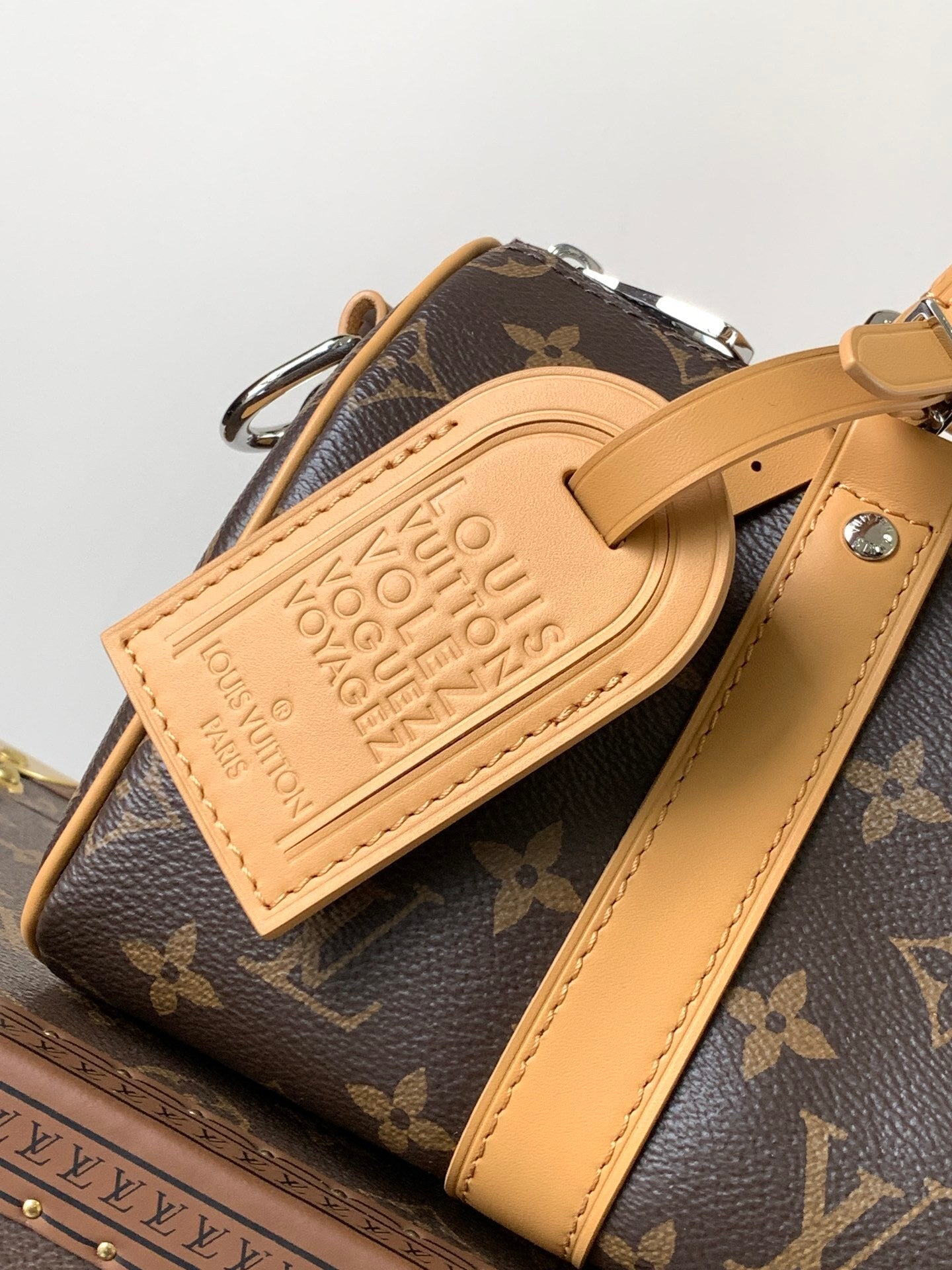 1:1 Replica LV handbag