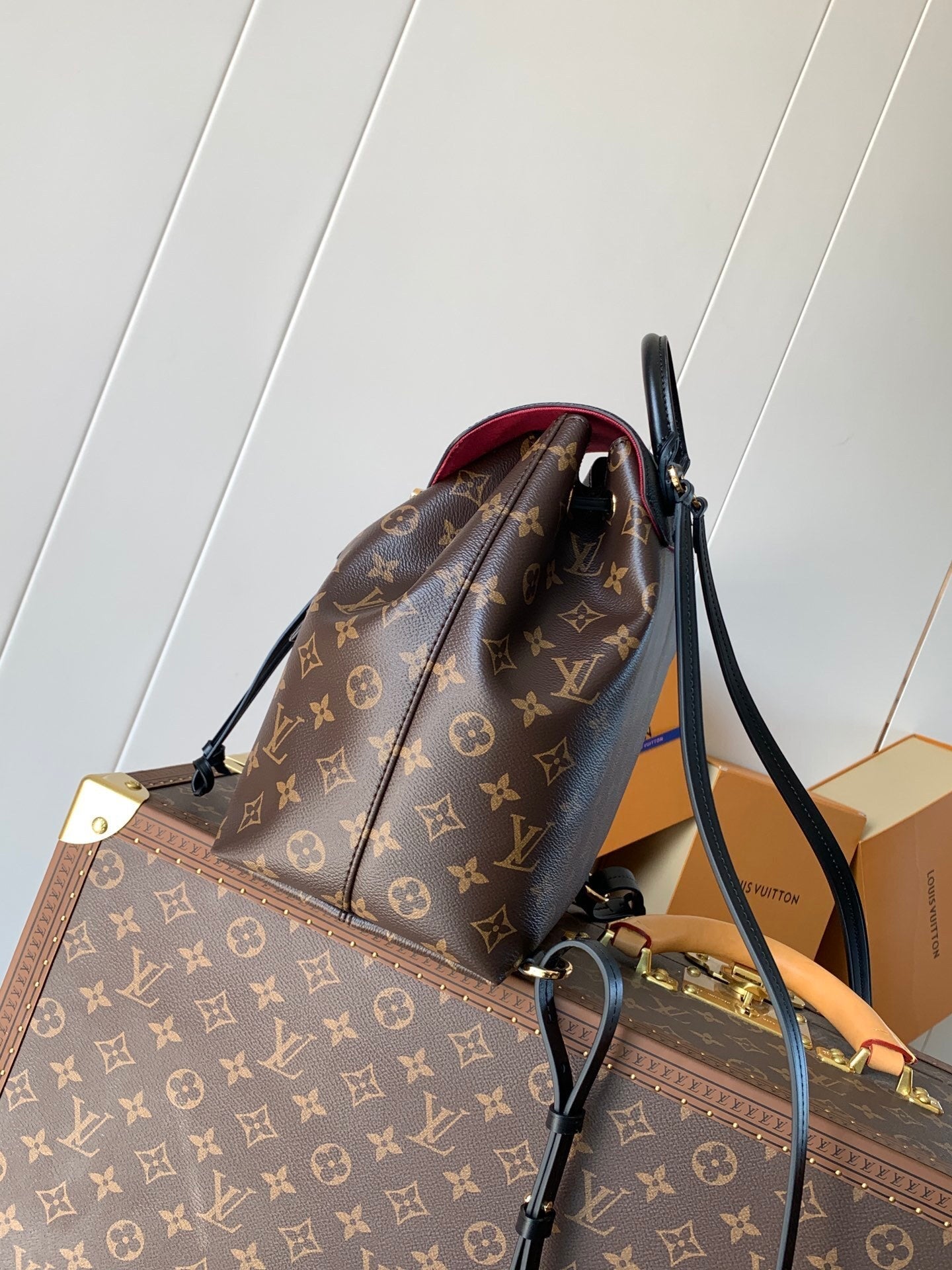1:1 Replica LV backpack