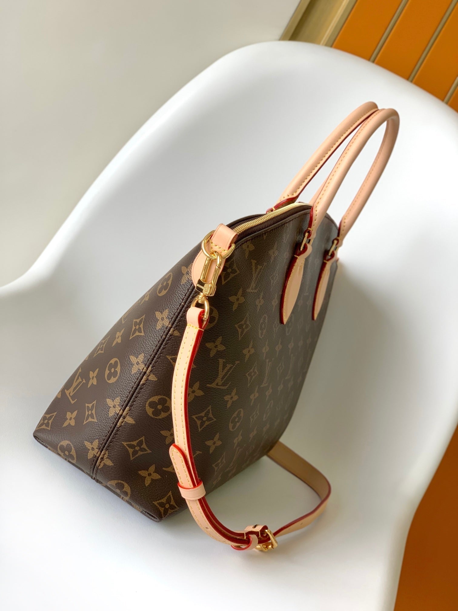 1:1 Replica LV Handbag