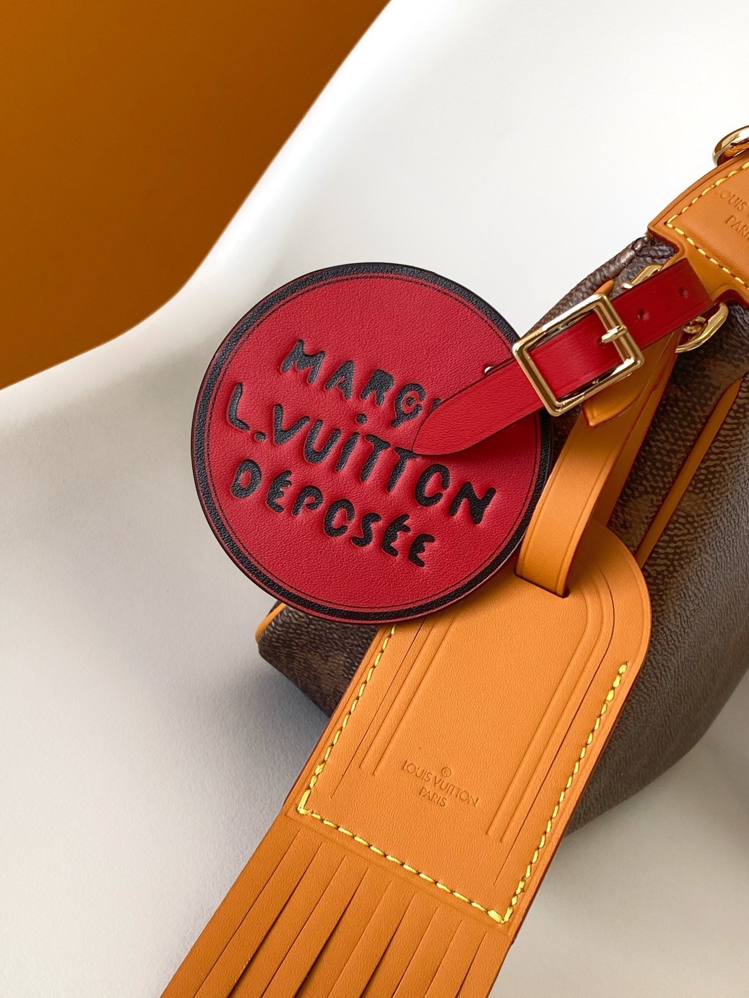 1:1 Replica LV crossbody bag