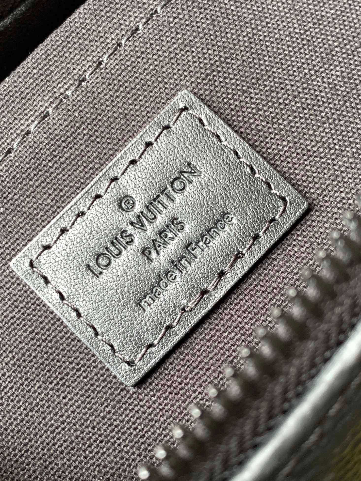 1:1 Replica LV Black Knight Pillow Bag