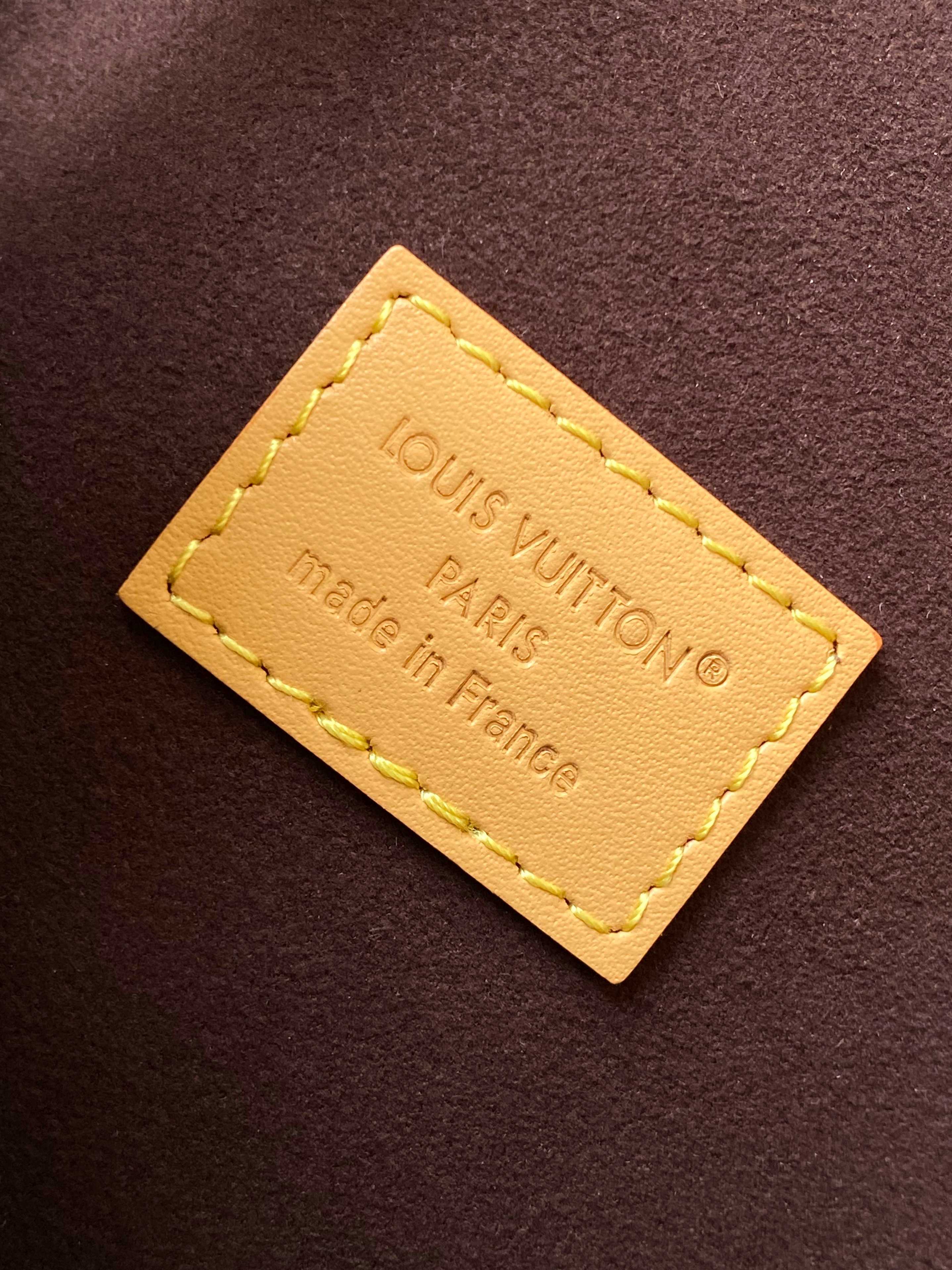 1:1 Replica LV crossbody bag