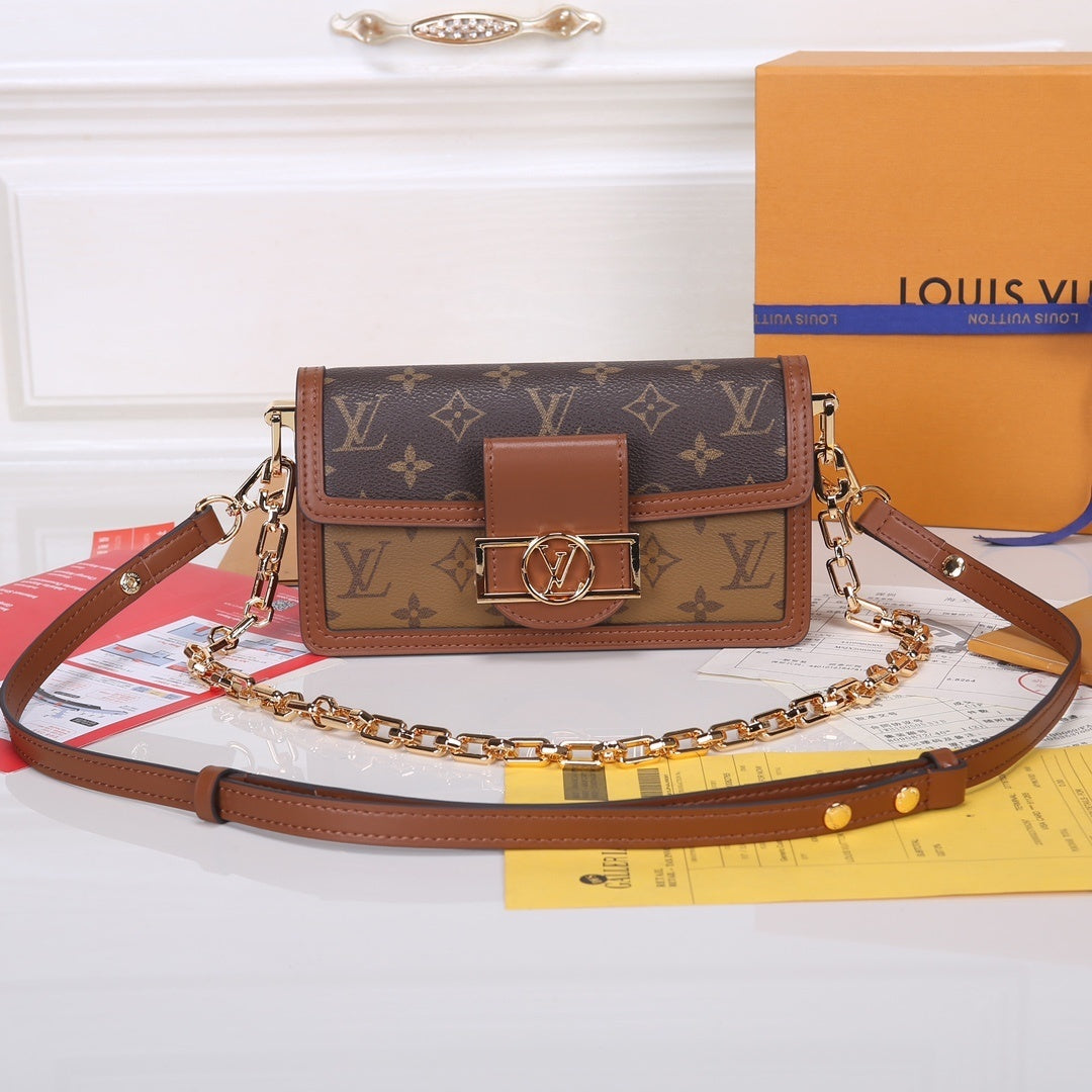 1:1 Replica LV crossbody bag