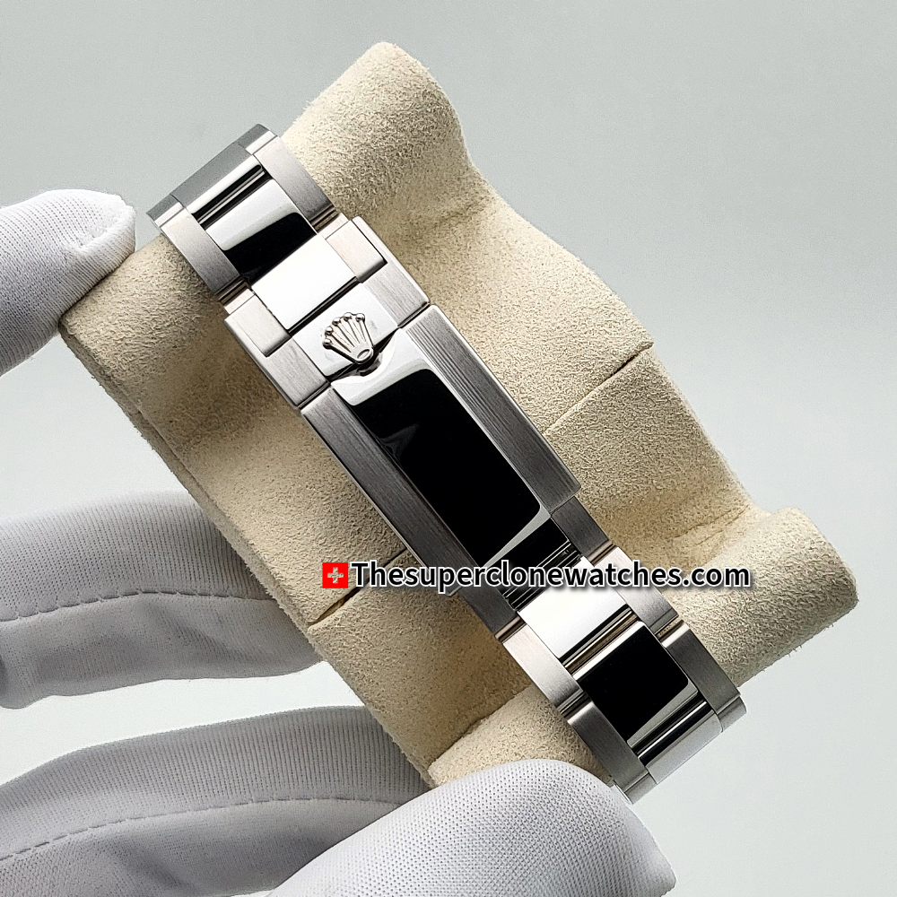 Rolex Cosmograph Daytona Panda White Dial Exact 1:1 Super Clone 4131 Swiss Movement Replica Watch Ref-126500LN