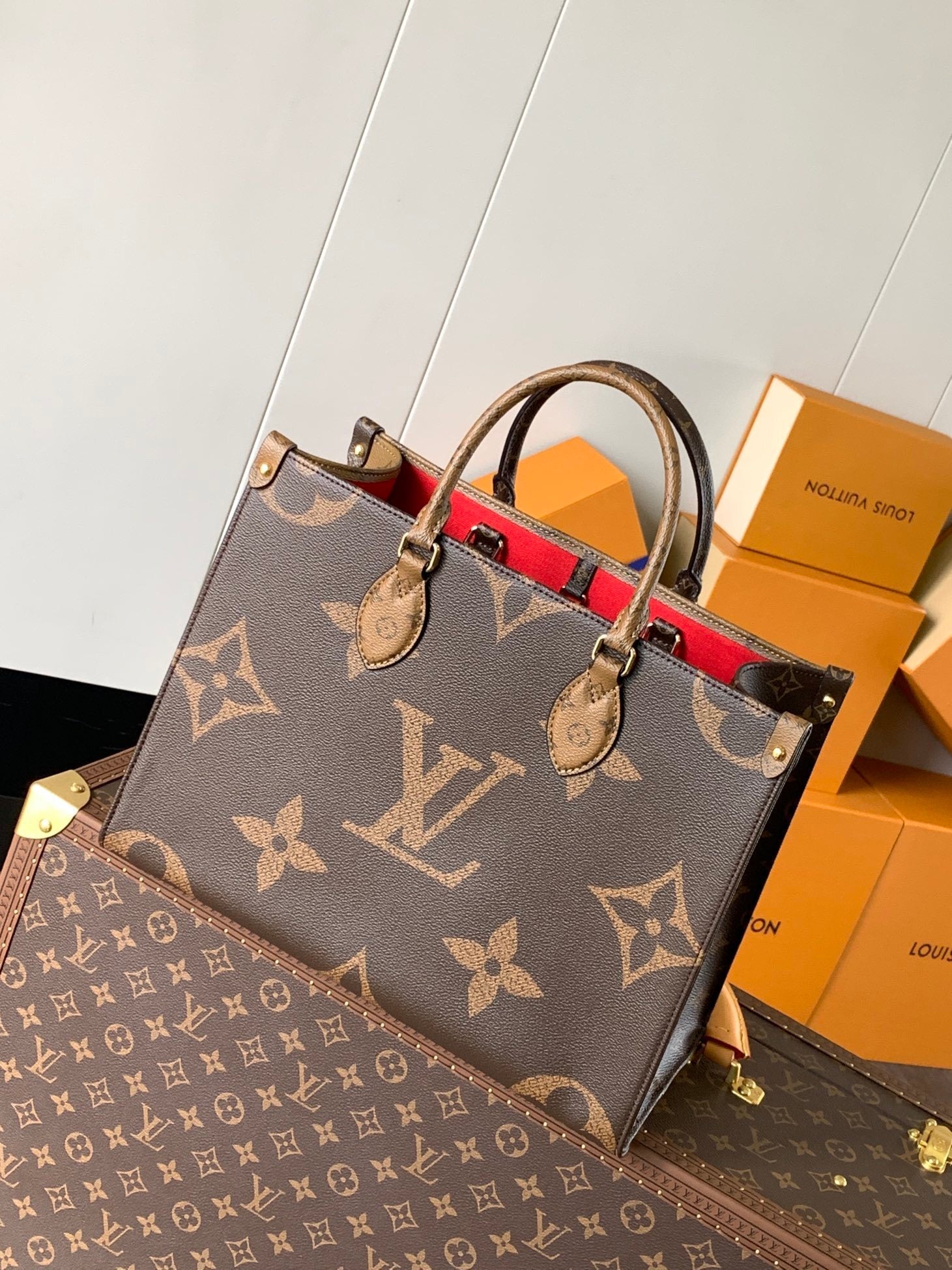 1:1 Replica LV handbag