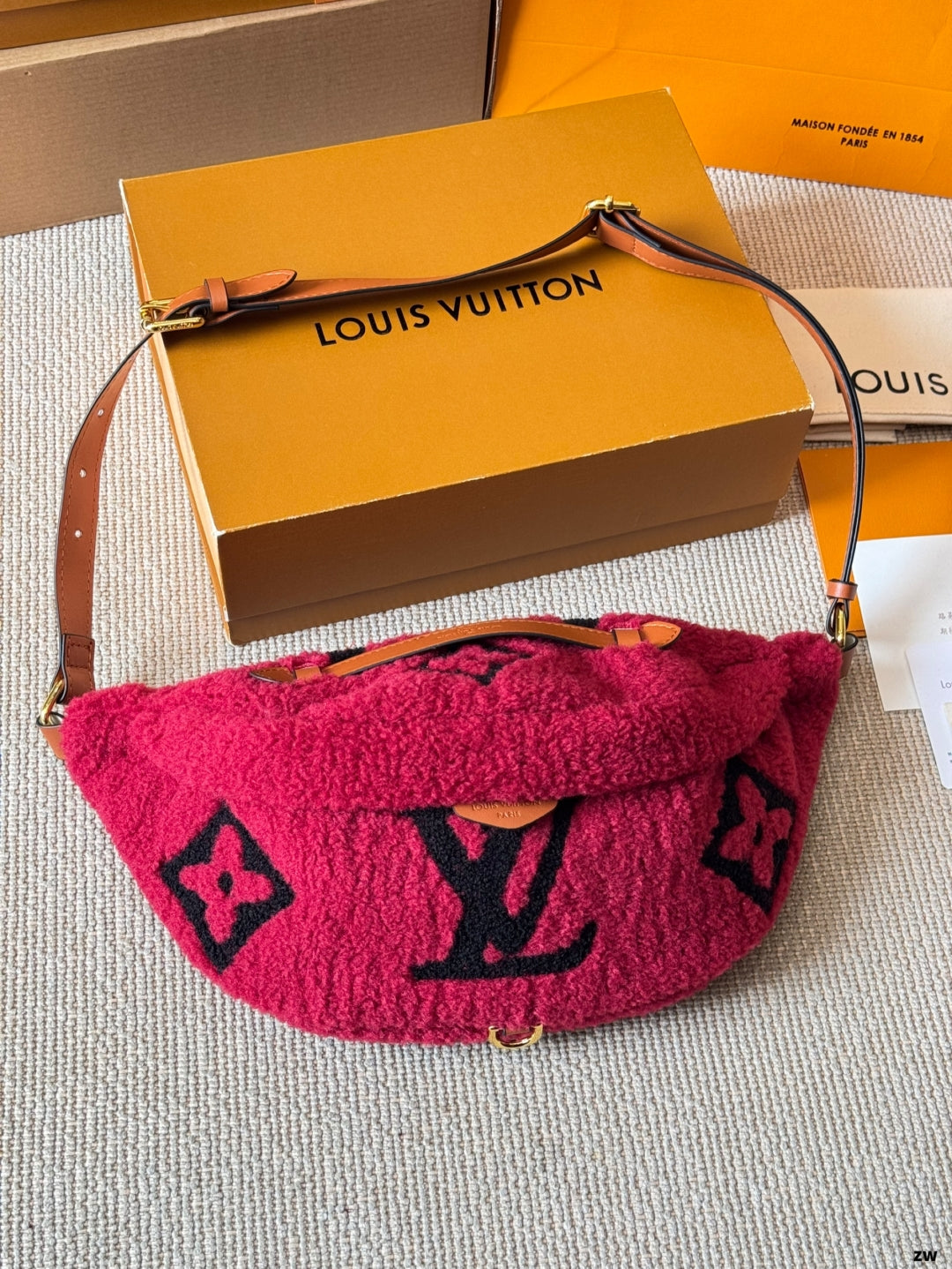LV Teddy Series Waist Bag